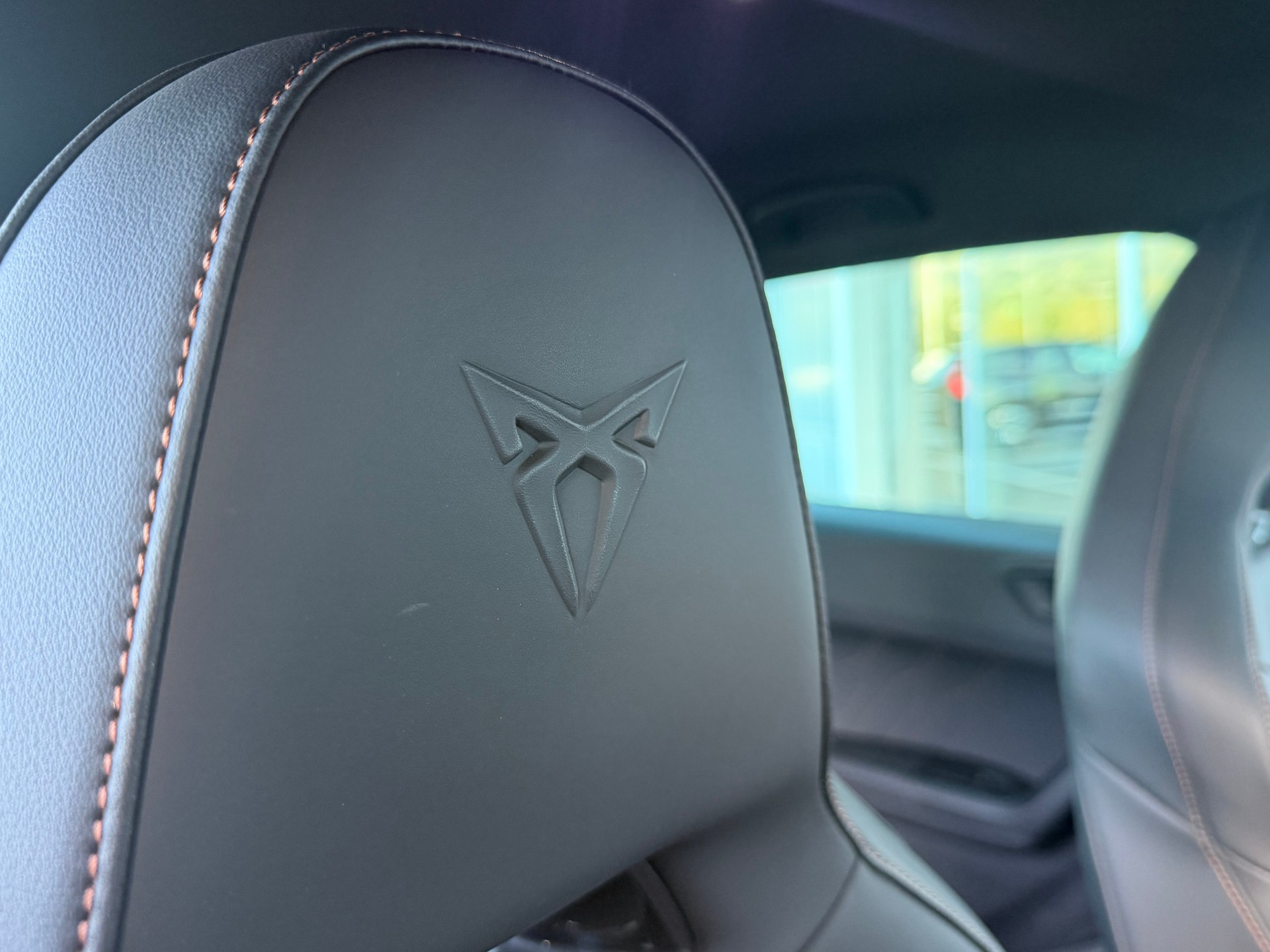 CUPRA Ateca 2.0TSI VZ 4Drive DSG-image-4