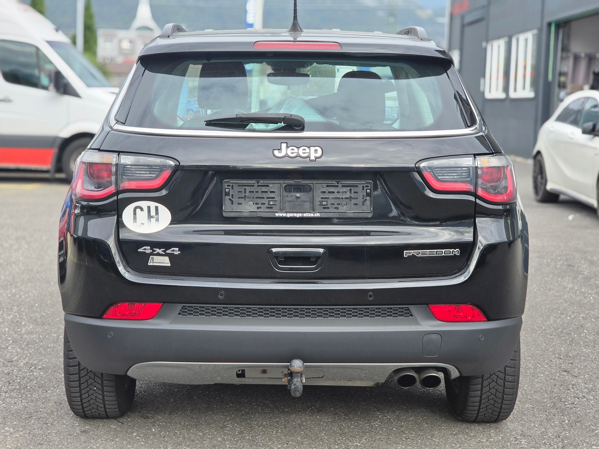 JEEP Compass 1.4 Turbo Limited AWD 9ATX-image-3