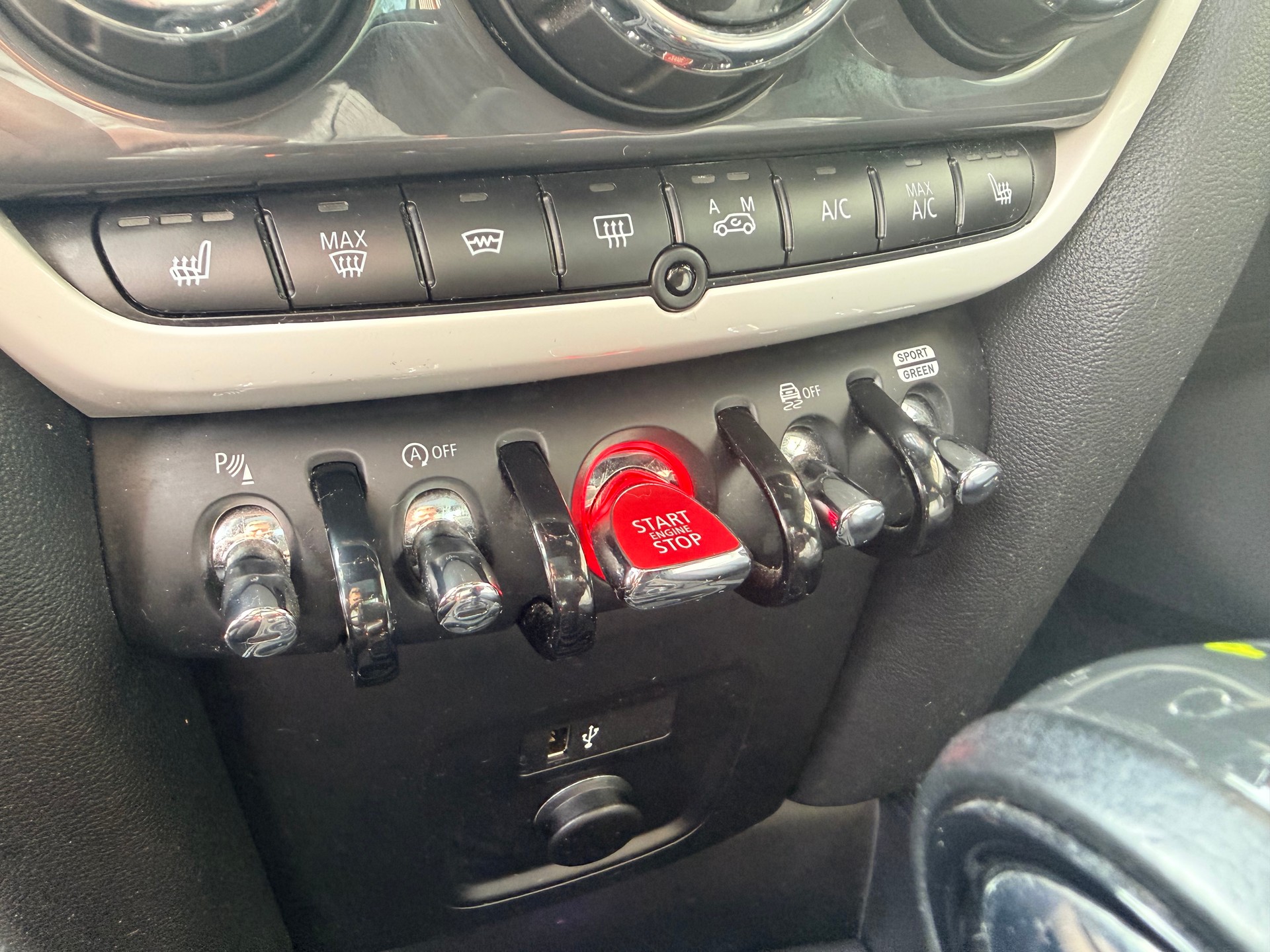 MINI Countryman Cooper S ALL4 Steptronic-image-8