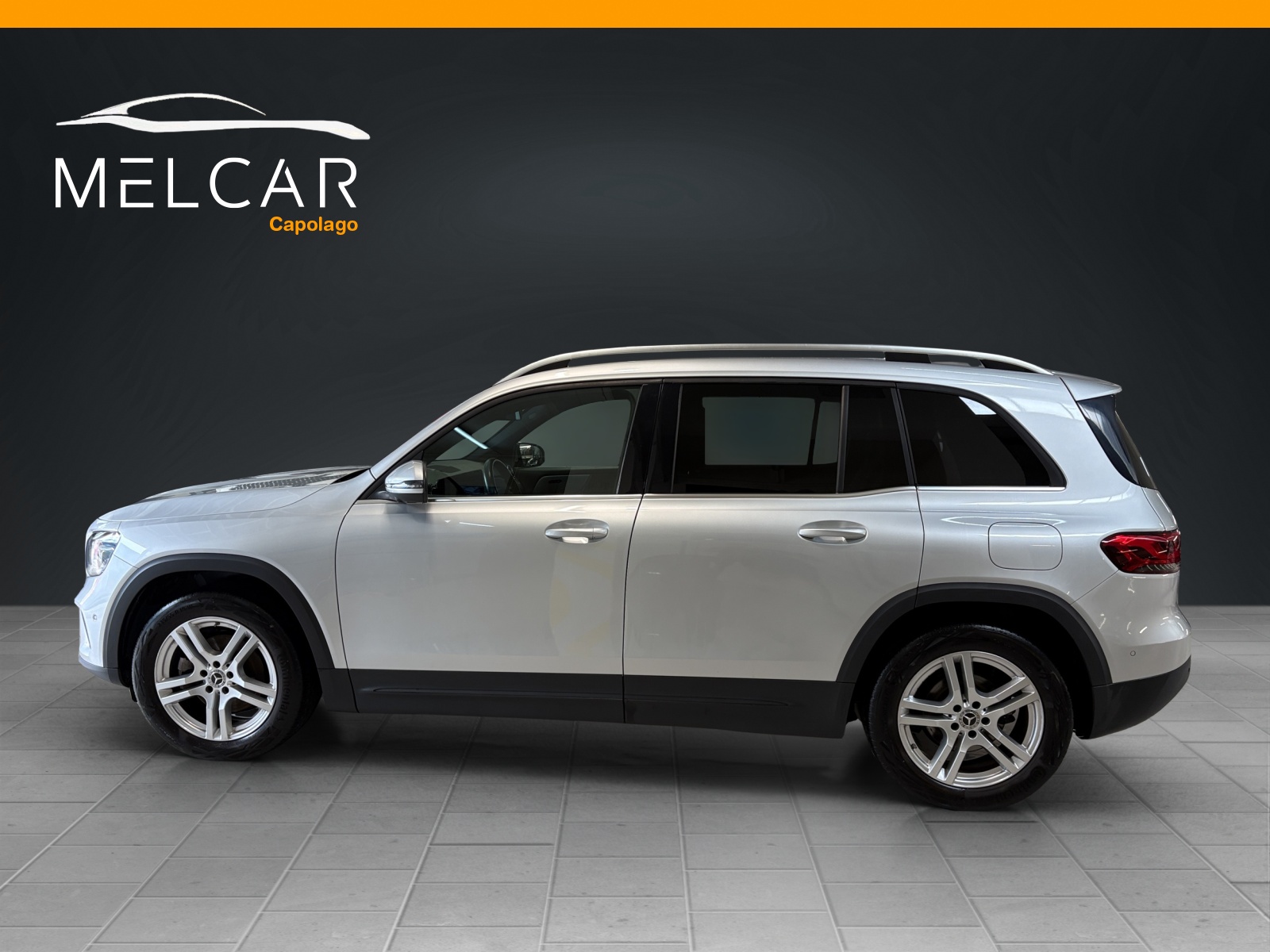 MERCEDES-BENZ GLB 200 Style 7G-Tronic-image-4