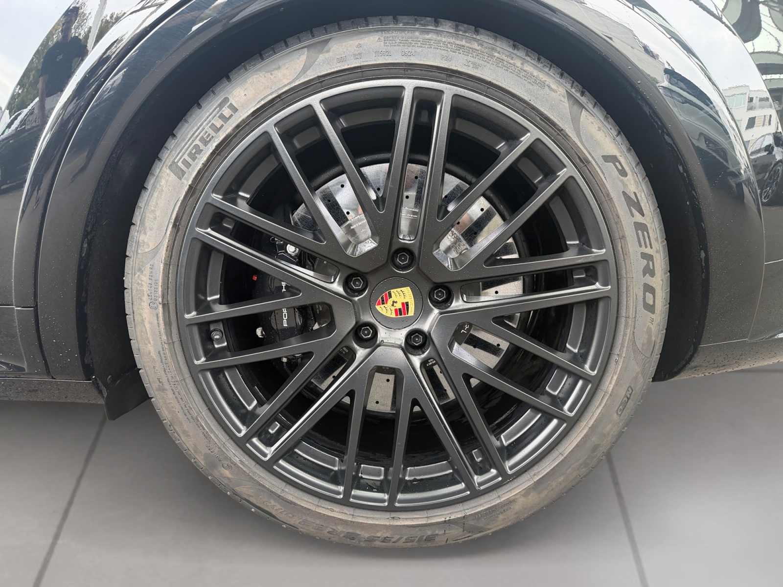 PORSCHE Cayenne Turbo E-Hybrid Tiptronic-image-6