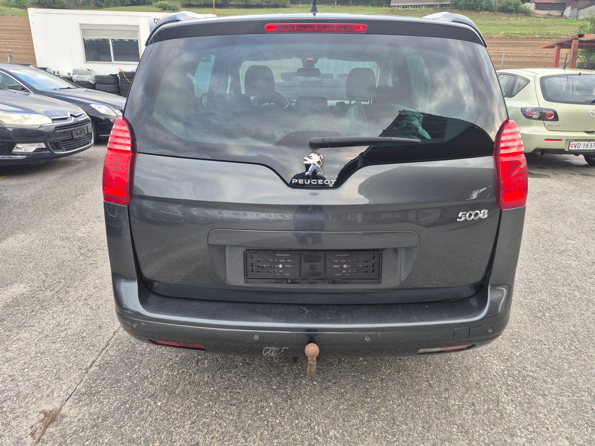 PEUGEOT 5008 1.6 THP Sensation Tiptronic-image-3