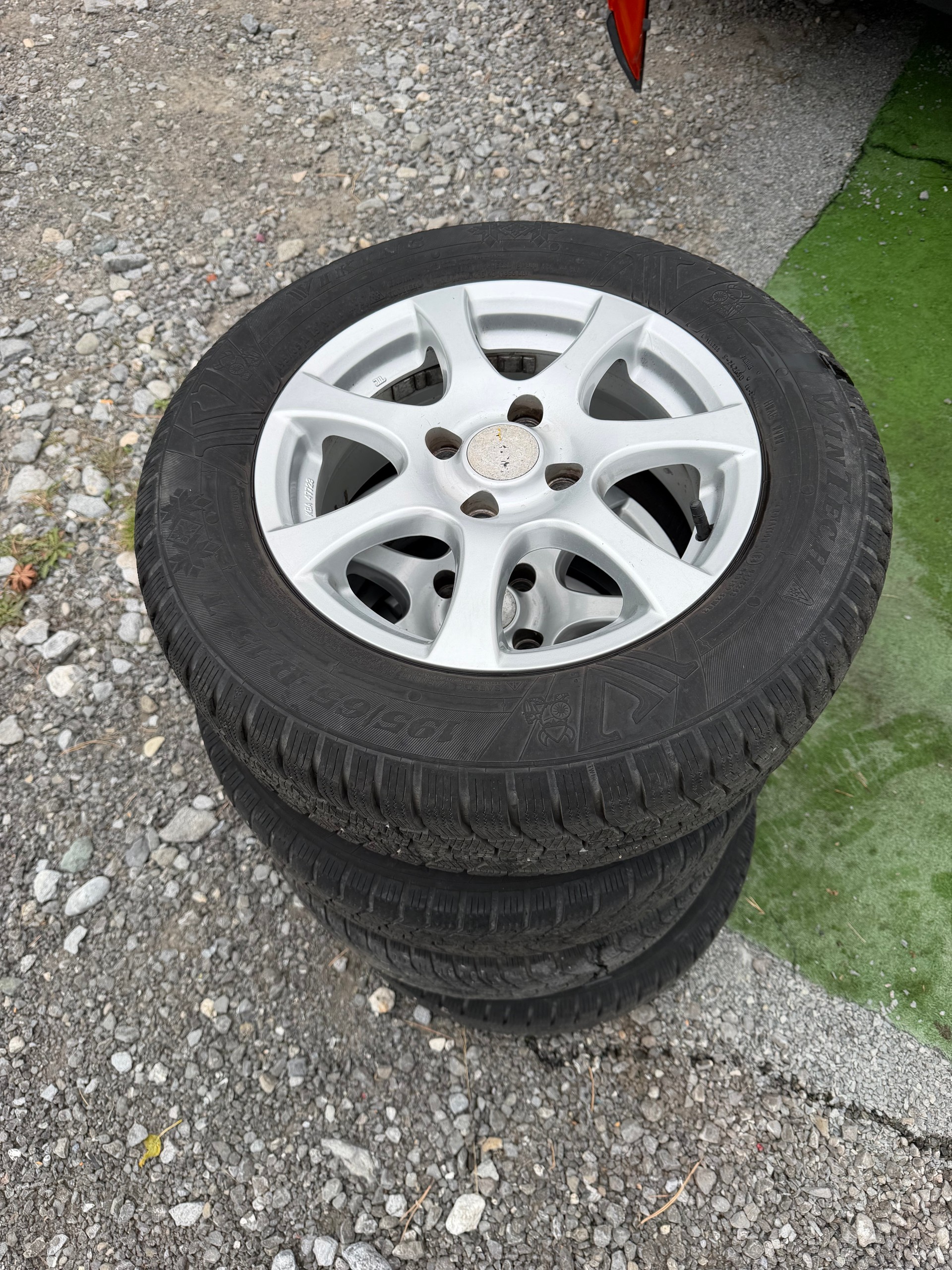 FORD EcoSport 1.0 SCTi Titanium-image-12