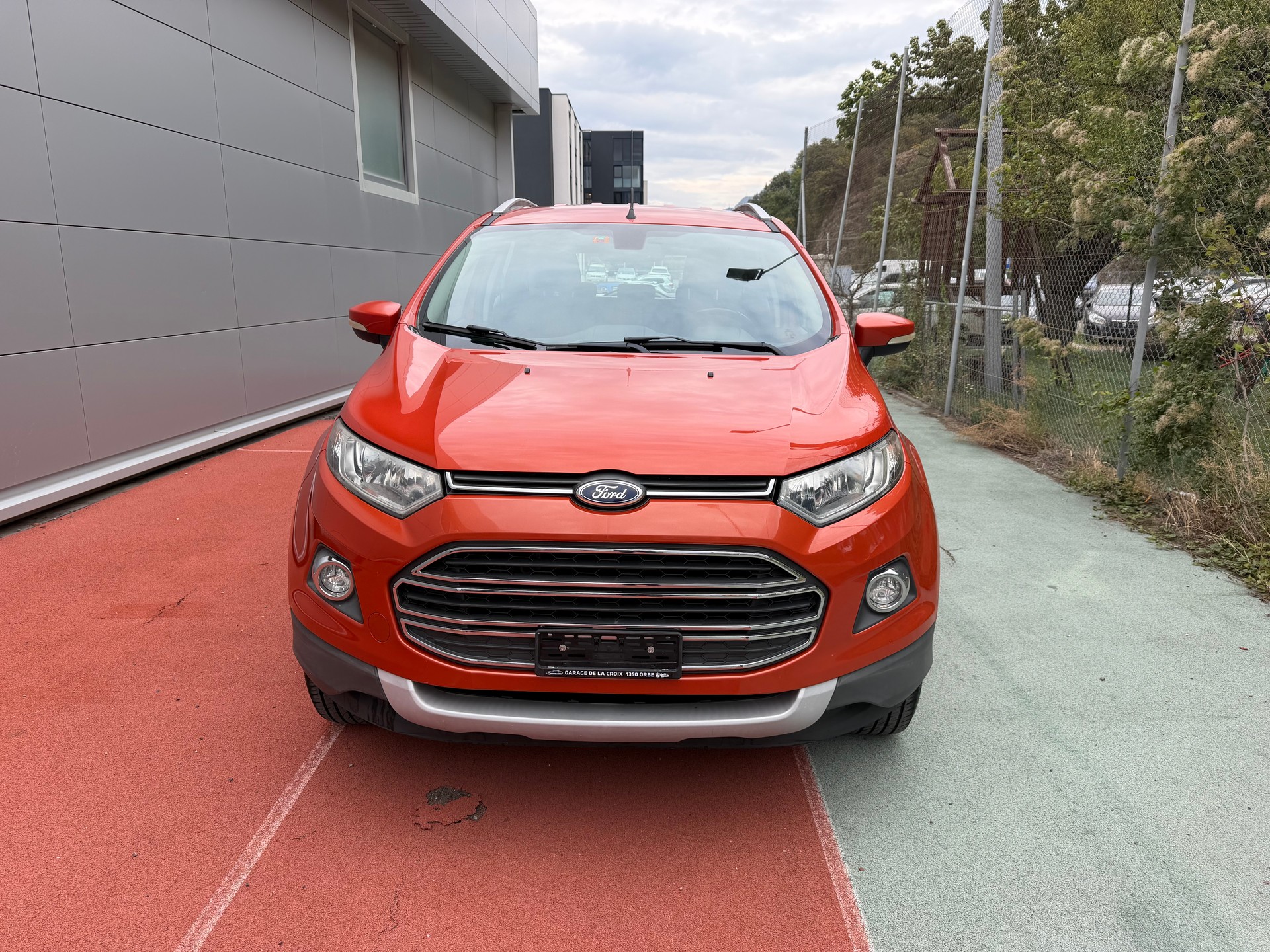 FORD EcoSport 1.0 SCTi Titanium-image-2
