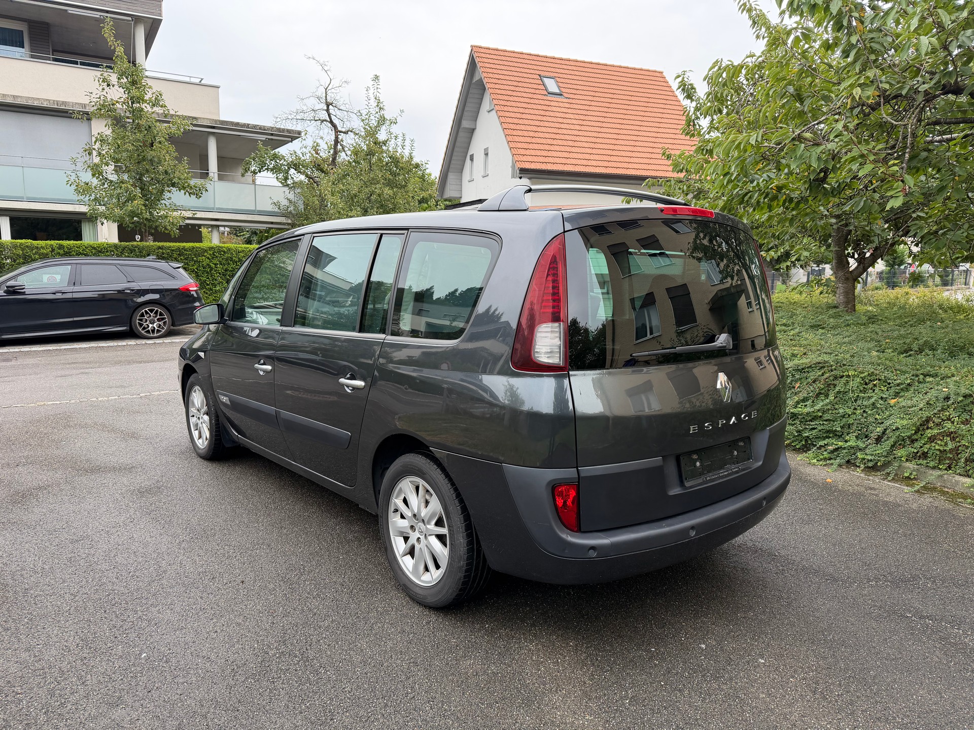 RENAULT Grand Espace 2.0 Turbo Swiss Edition Automatic-image-3