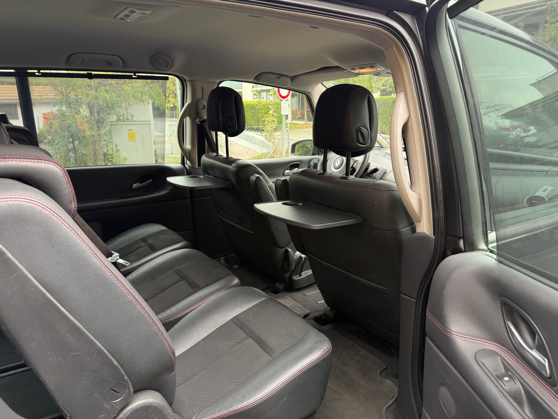 RENAULT Grand Espace 2.0 Turbo Swiss Edition Automatic-image-12