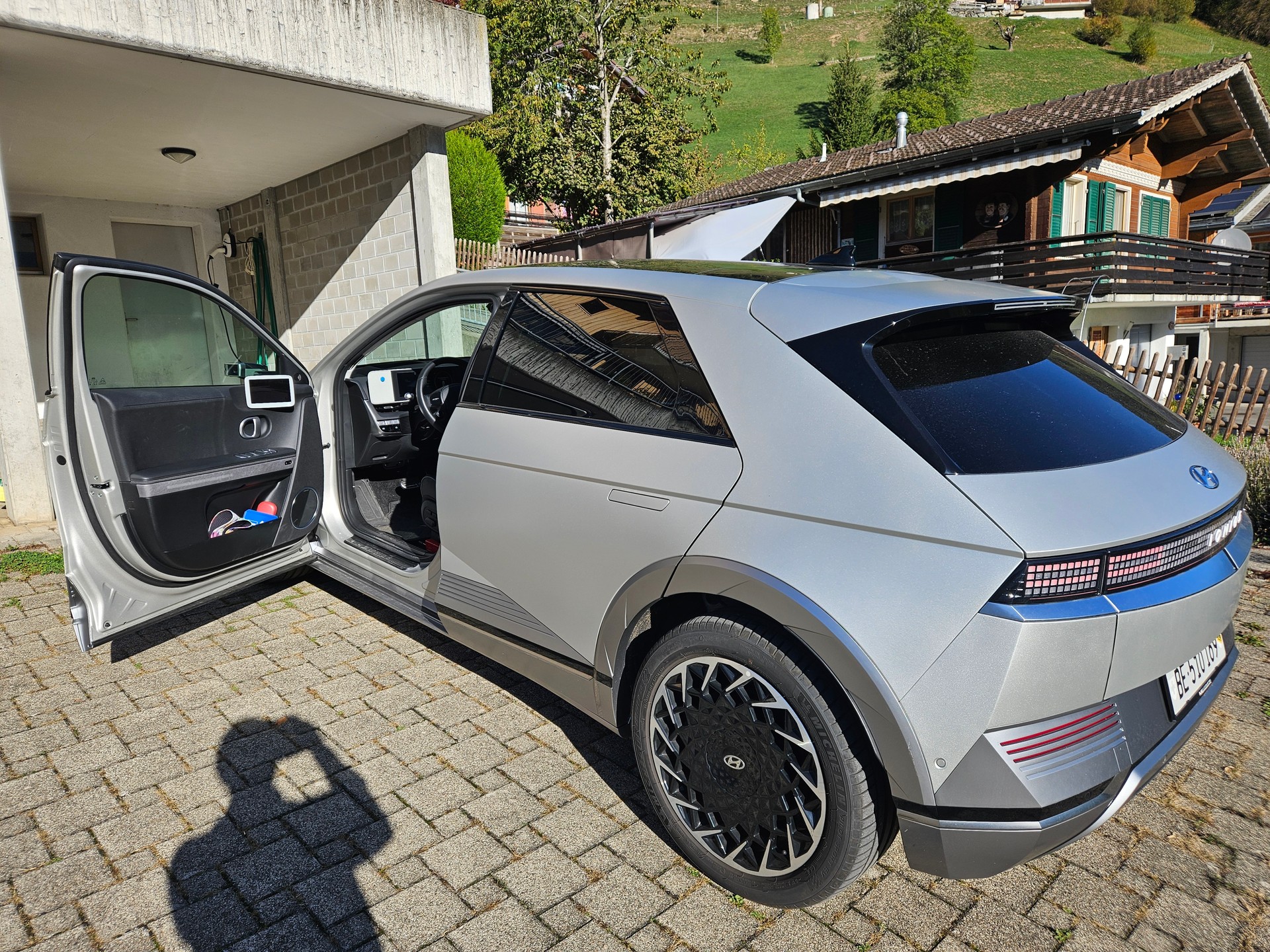 HYUNDAI 77 kWh Vertex 4WD-image-2