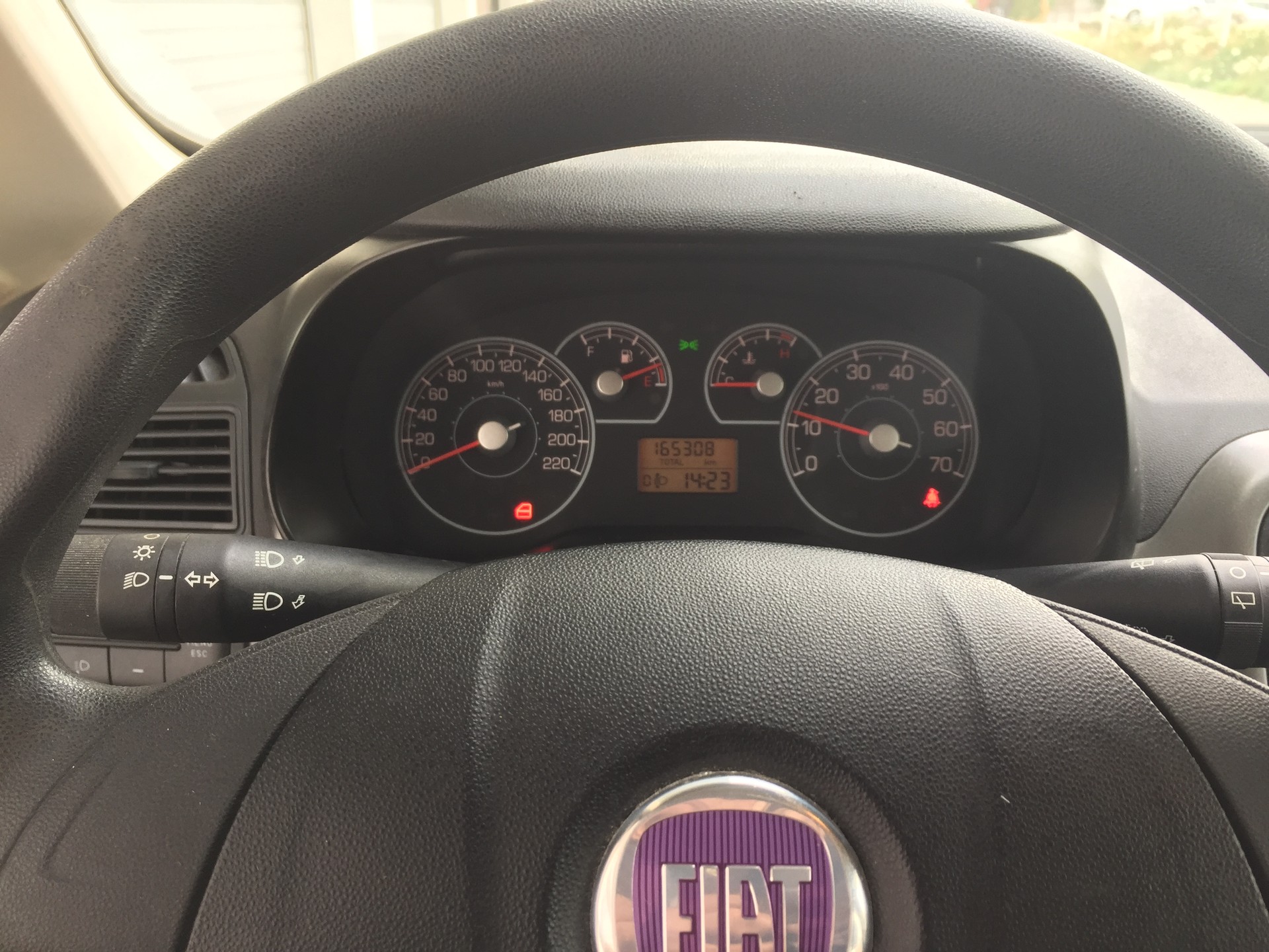 FIAT Punto 1.4 Dynamic-image-11