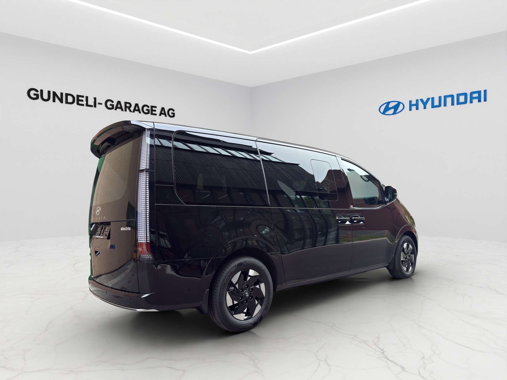 HYUNDAI Staria Premium 84 kWh Vertex-image-5