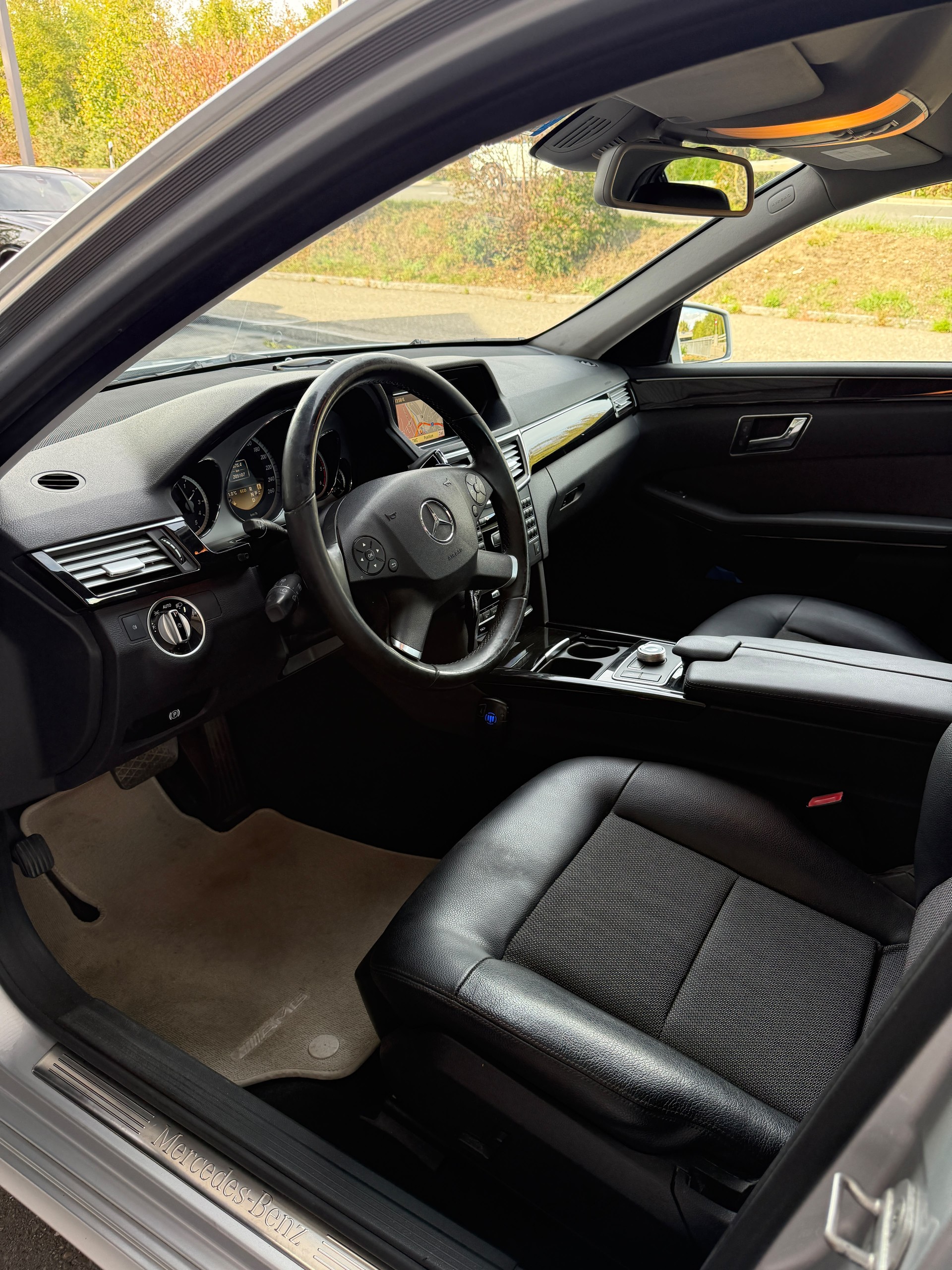 MERCEDES-BENZ E 220 CDI BlueEfficiency Avantgarde 7G-Tronic-image-6