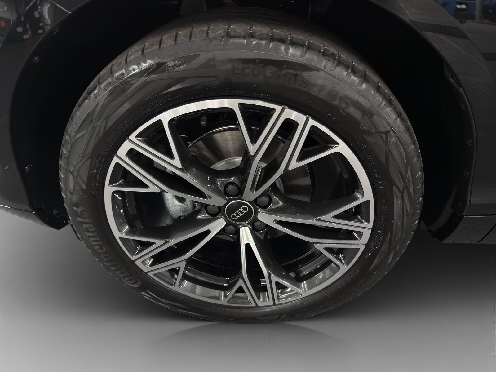 AUDI Q3 Sportback 110 kW TFSI S tronic-image-12