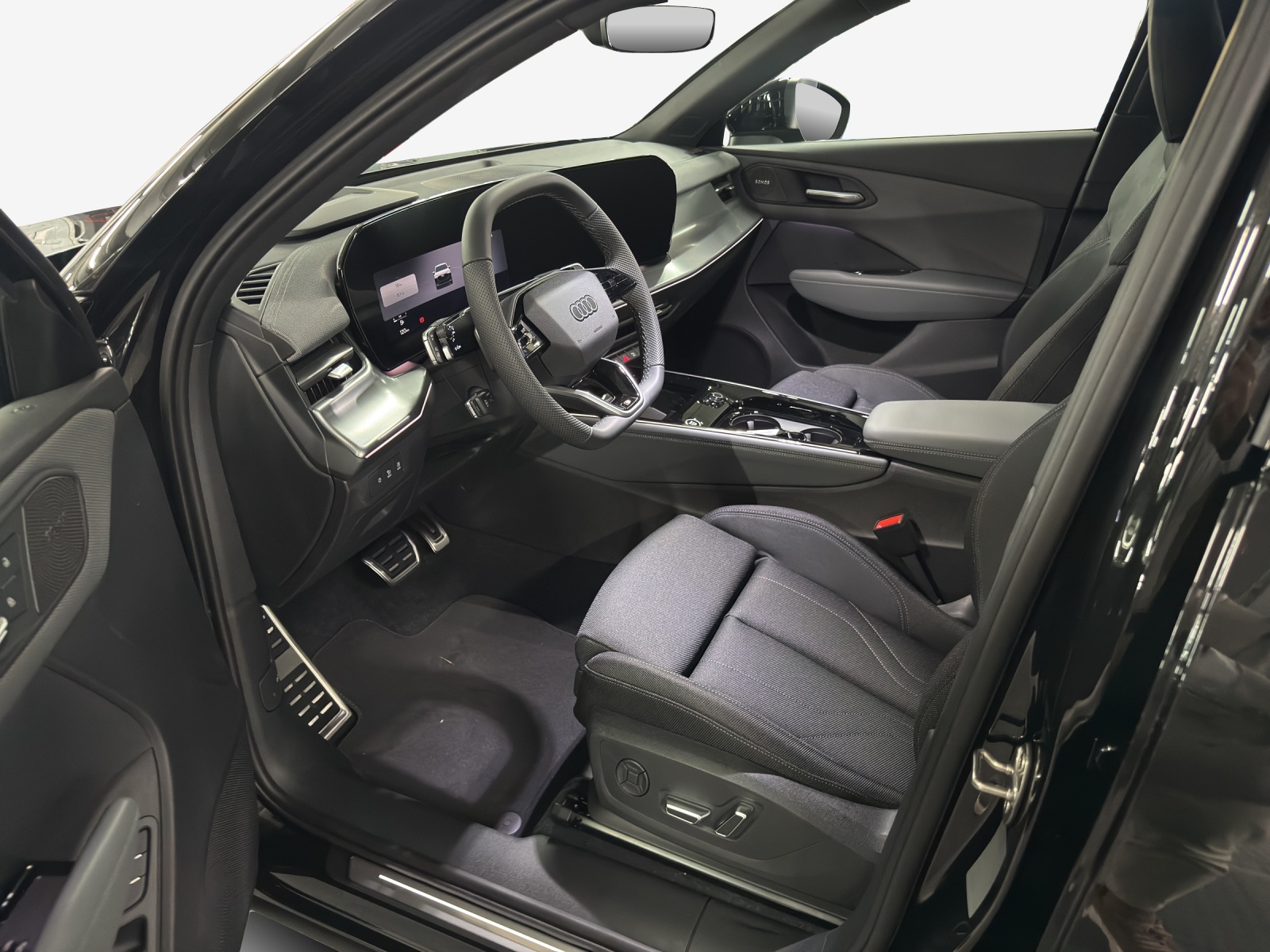 AUDI Q3 Sportback 110 kW TFSI S tronic-image-7
