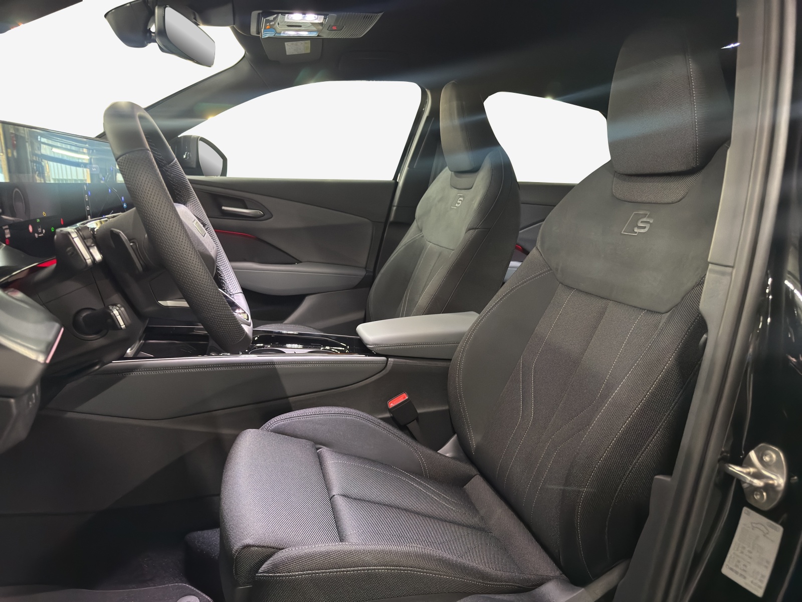 AUDI Q3 Sportback 110 kW TFSI S tronic-image-13