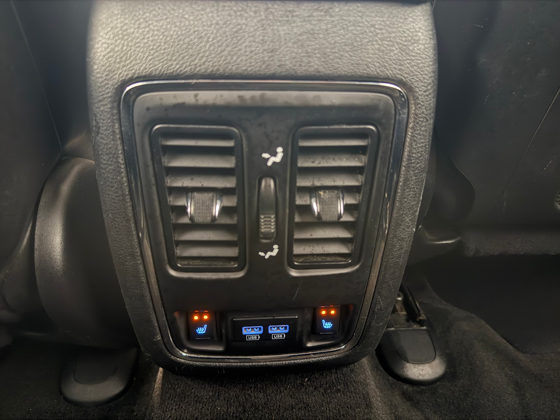 DODGE Durango 5.7 V8 HEMI R/T AWD Ab 420.- pro Monat-image-21