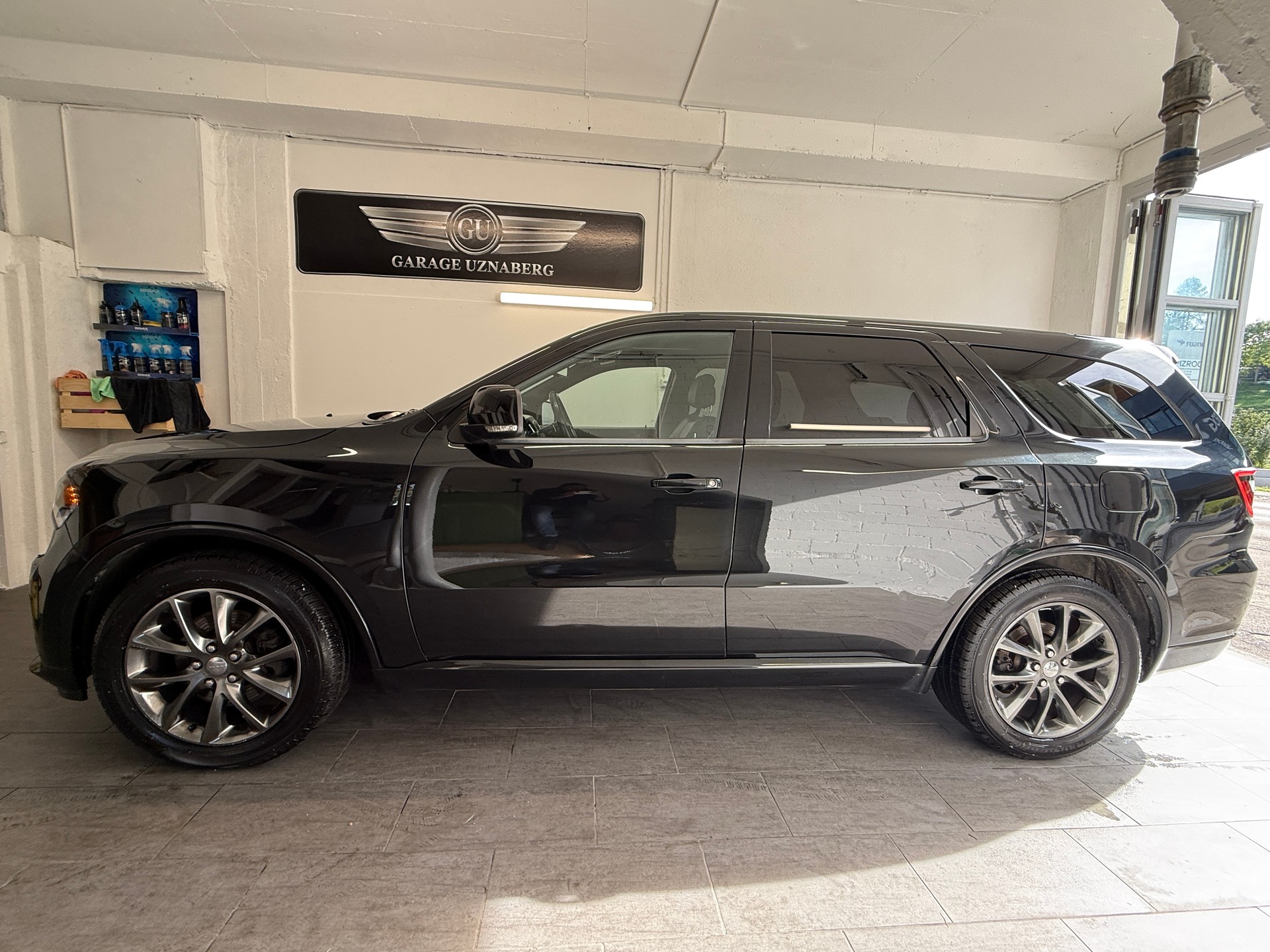 DODGE Durango 5.7 V8 HEMI R/T AWD Ab 420.- pro Monat-image-1