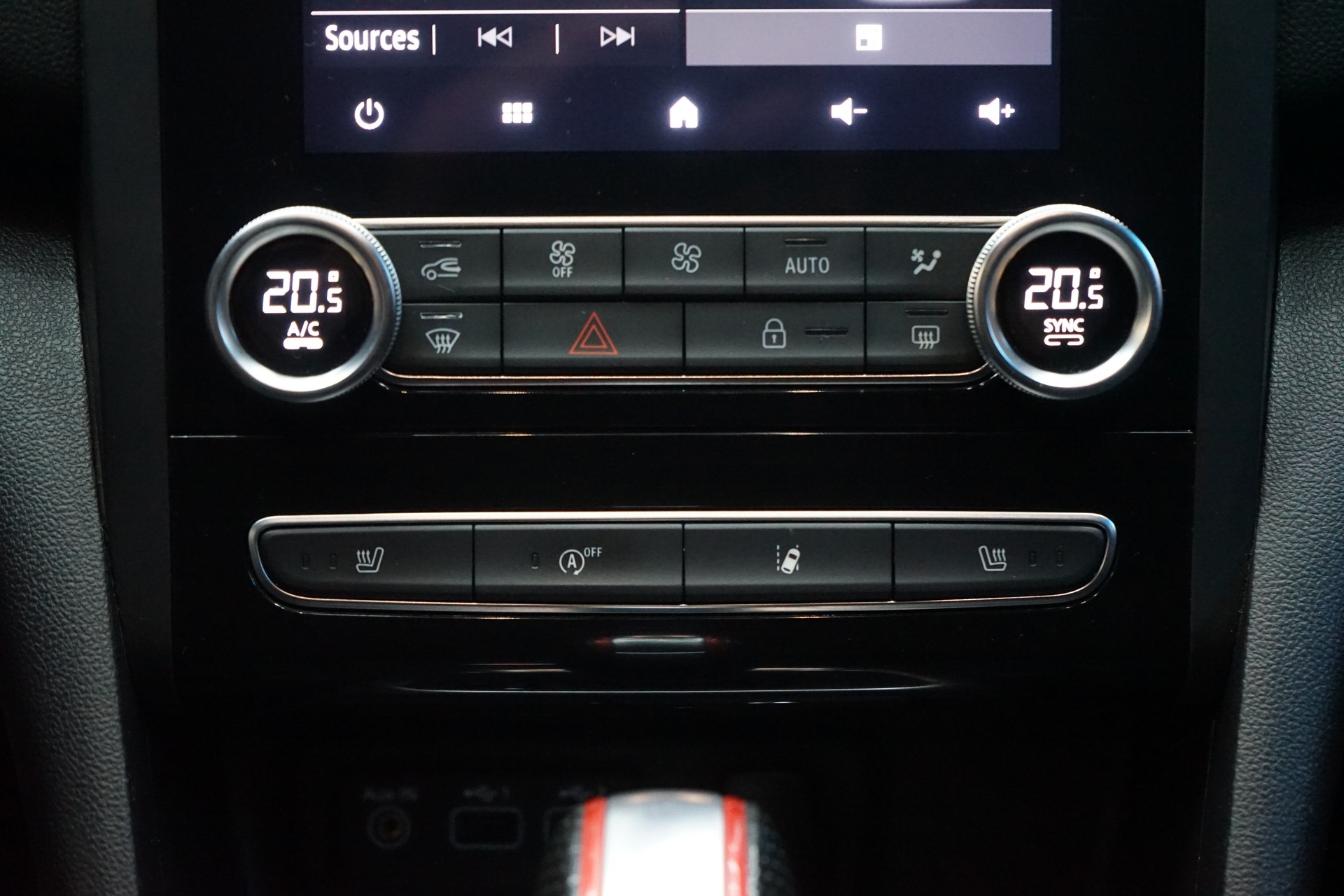 RENAULT Mégane R.S. 300 EDC-image-14