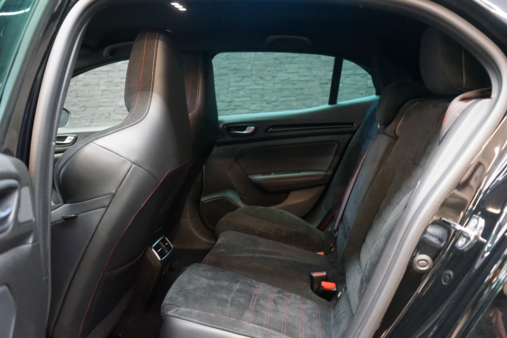 RENAULT Mégane R.S. 300 EDC-image-21