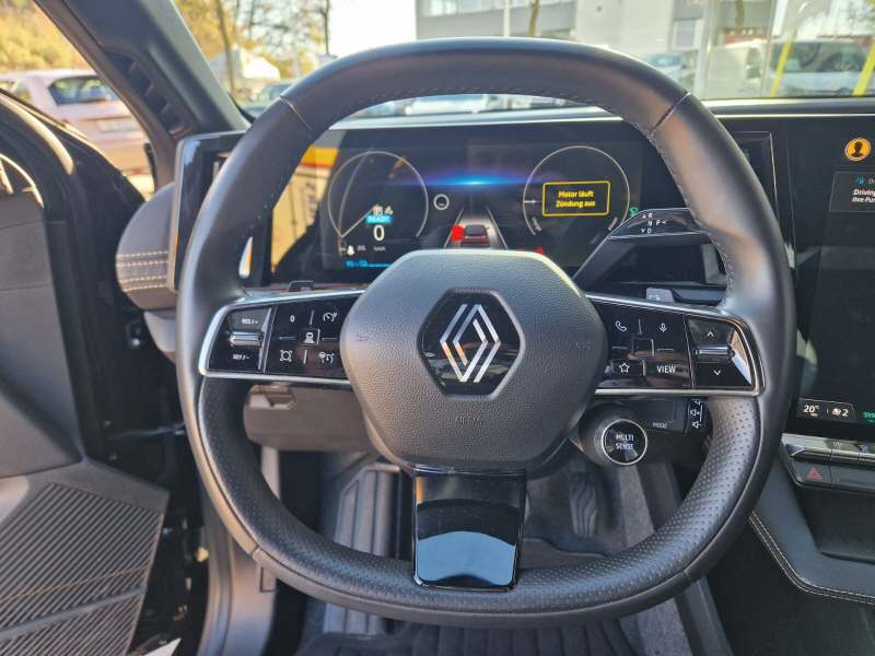 RENAULT Mégane-image-7