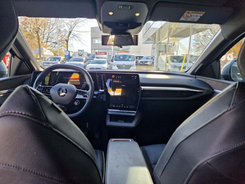 RENAULT Mégane-image-6