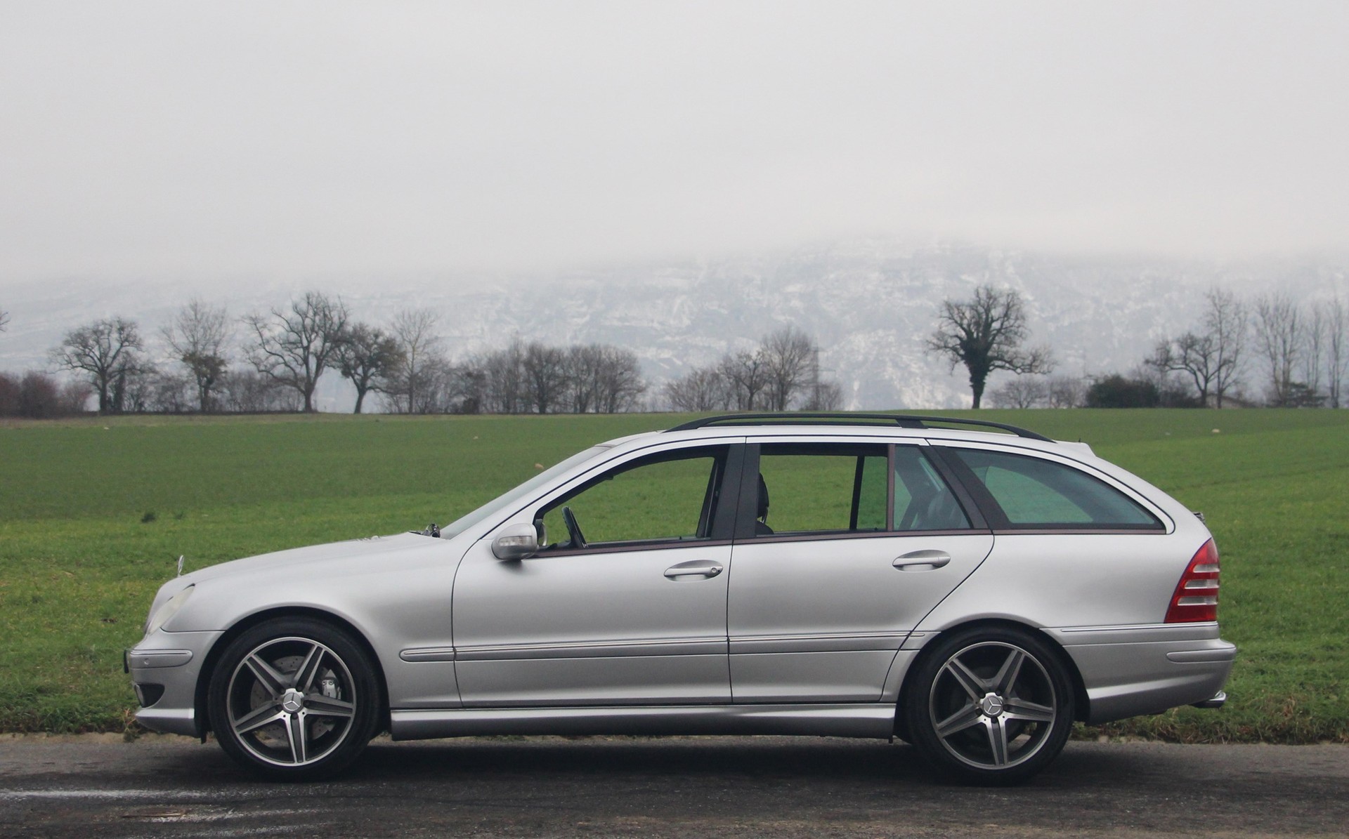 MERCEDES-BENZ C 32 AMG Automatic-image-19