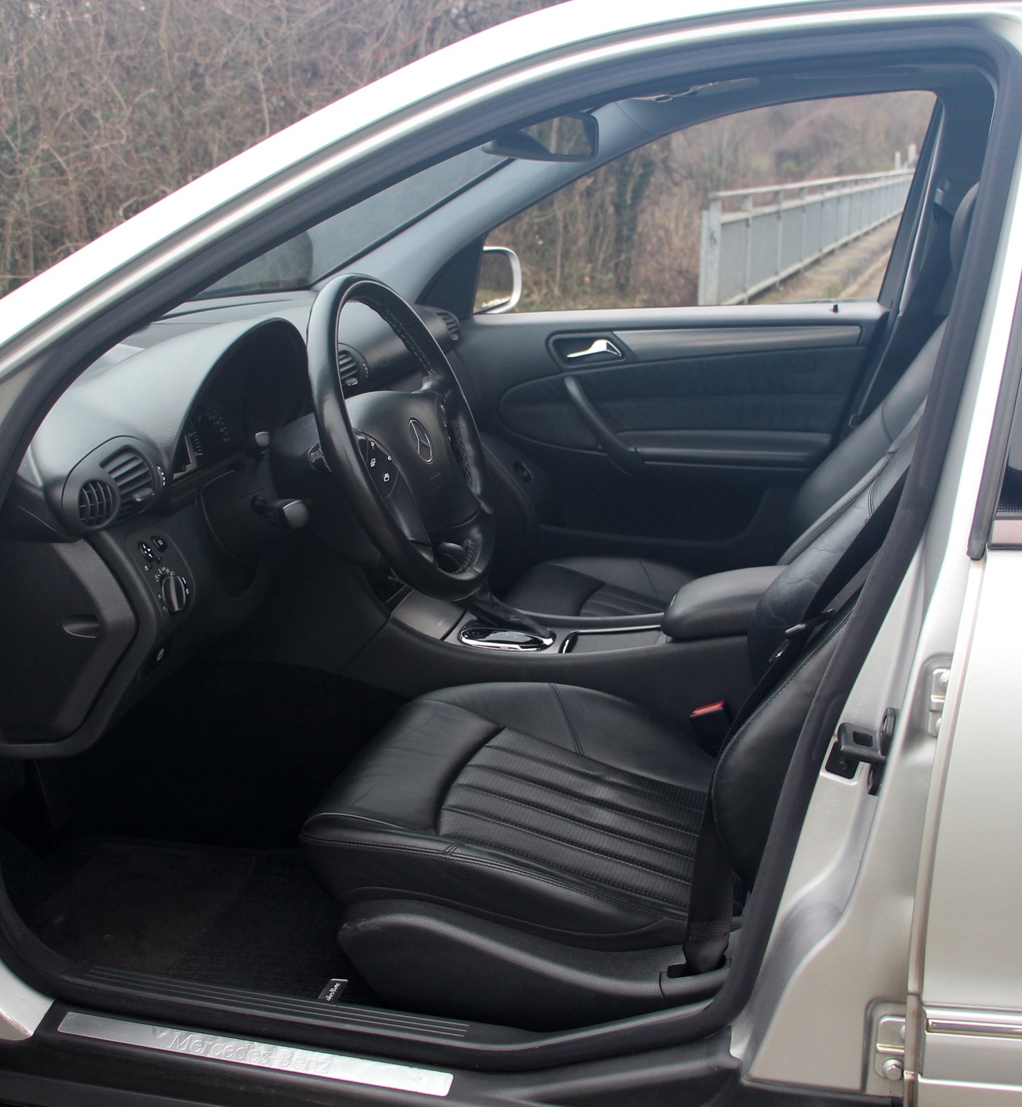MERCEDES-BENZ C 32 AMG Automatic-image-7