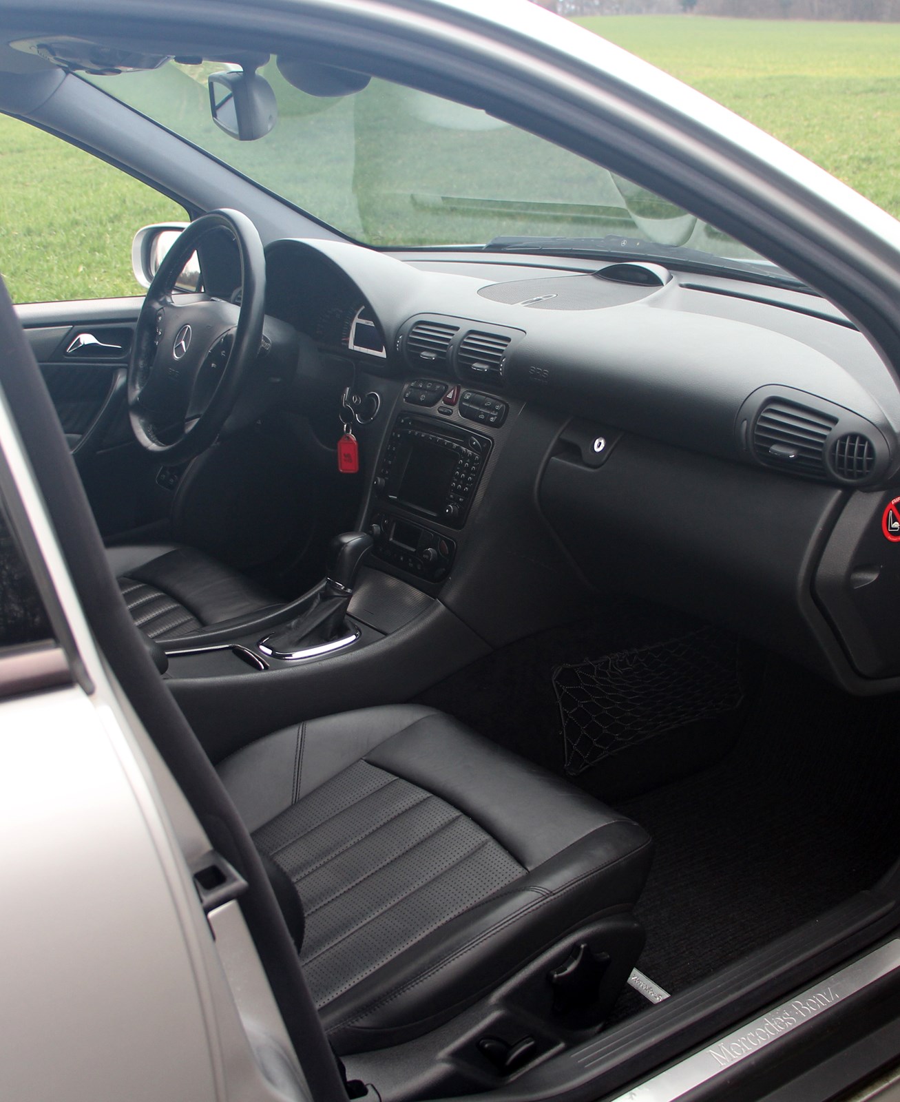 MERCEDES-BENZ C 32 AMG Automatic-image-9