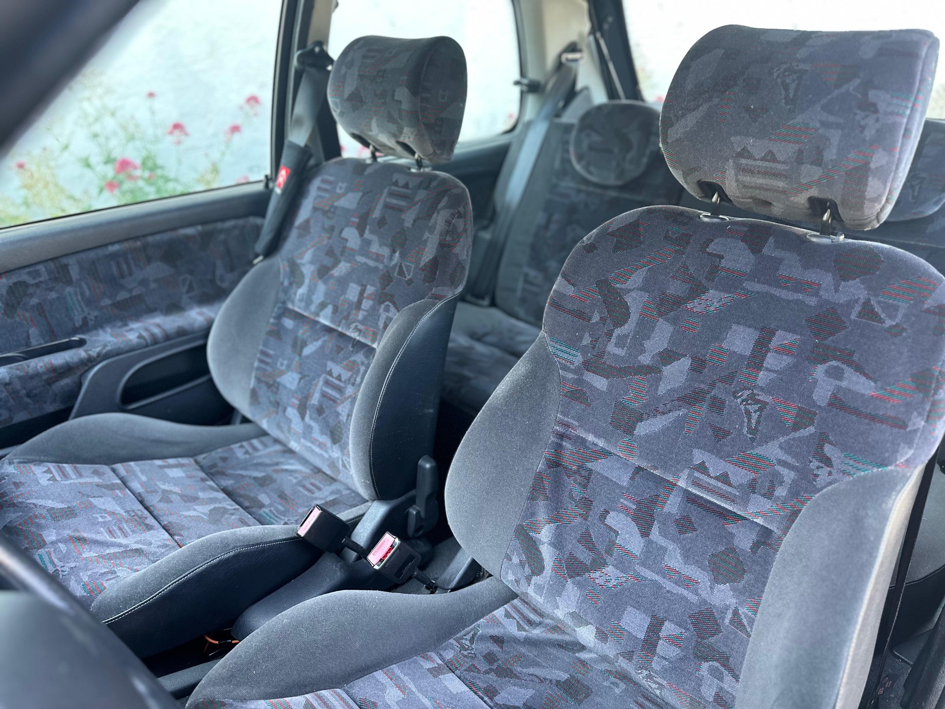 CITROEN Saxo 1.6i 16V VTS Black-image-15