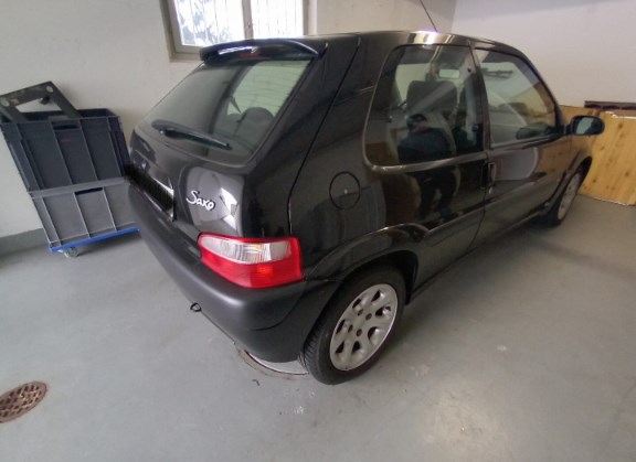 CITROEN Saxo 1.6i 16V VTS Black-image-2