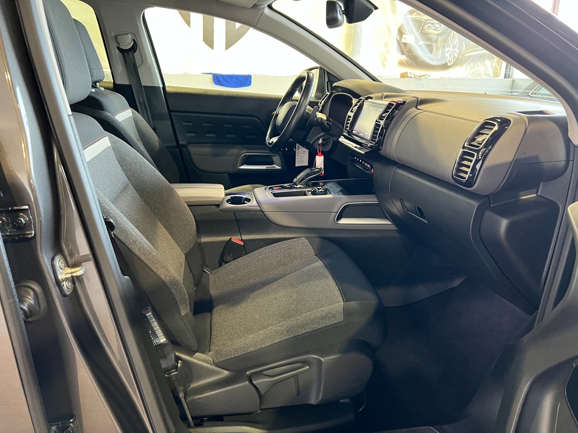 CITROEN C5 Aircross 1.5 BlueHD Shine EAT8-image-12