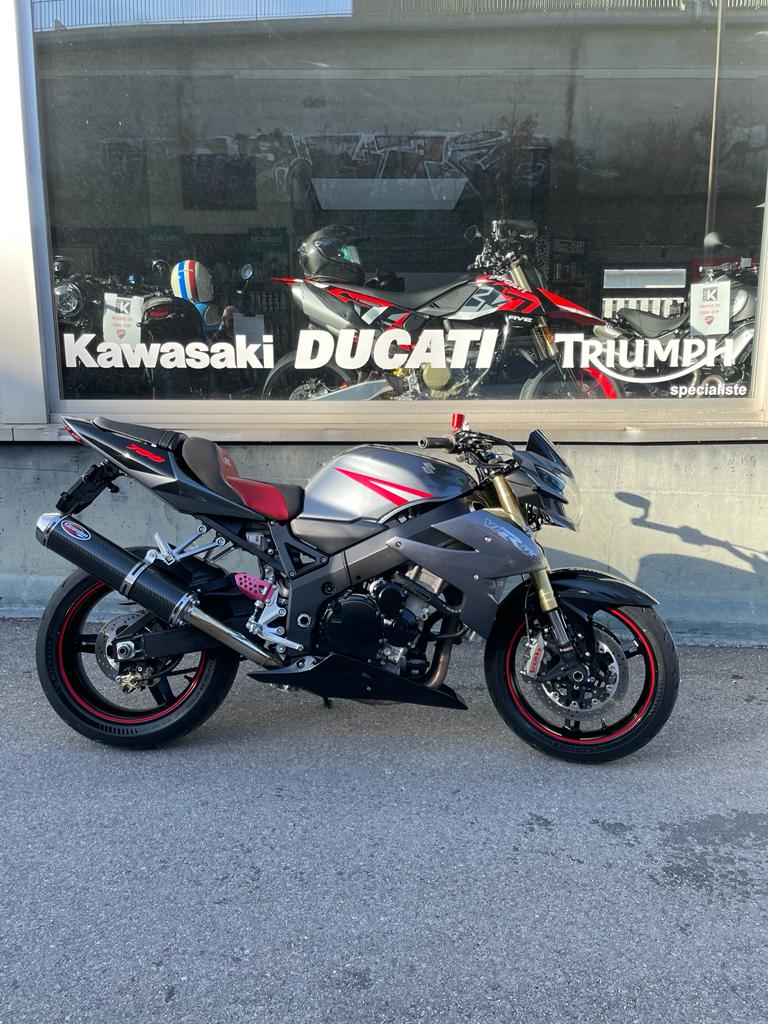 SUZUKI GSX-R 750 K4/K5