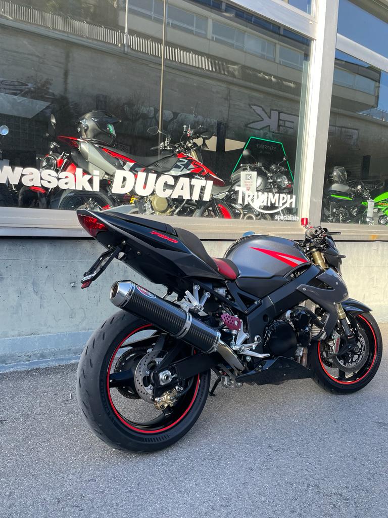 SUZUKI GSX-R 750 K4/K5-showroom-element-1