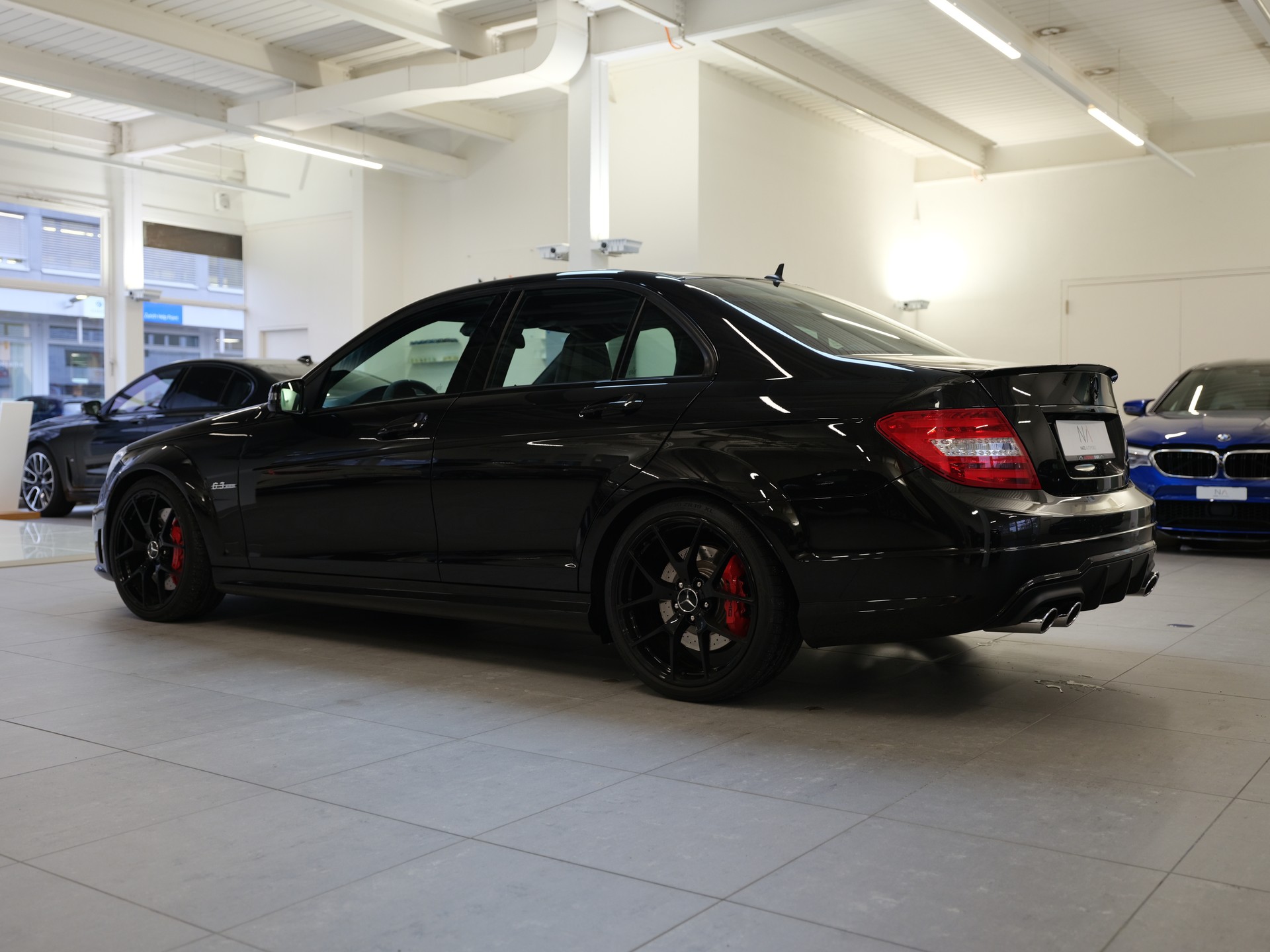 MERCEDES-BENZ C 63 AMG Avantgarde Edition 507 Speedshift MCT-image-3