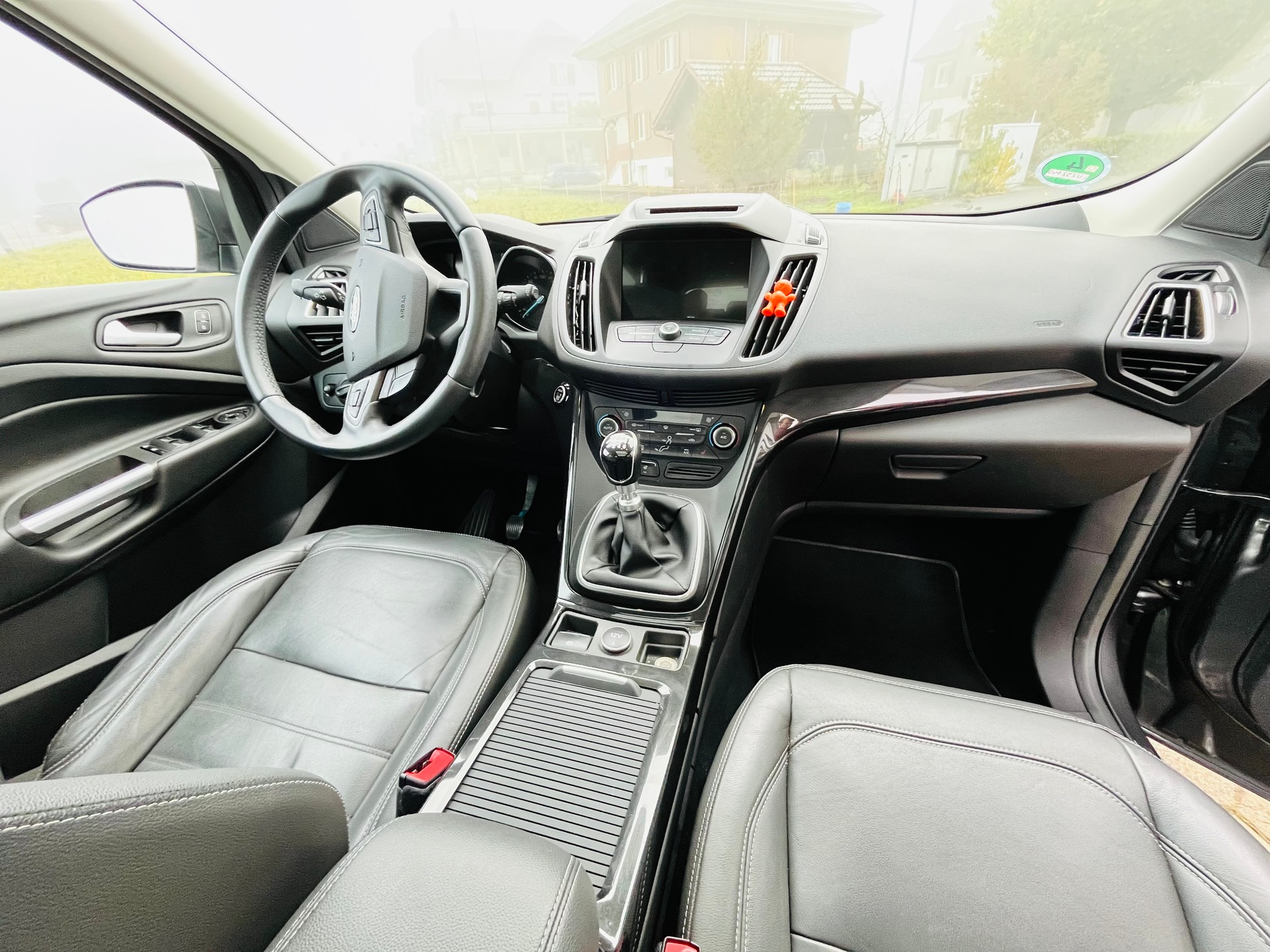 FORD Kuga 1.5 SCTi Titanium 2WD-image-2