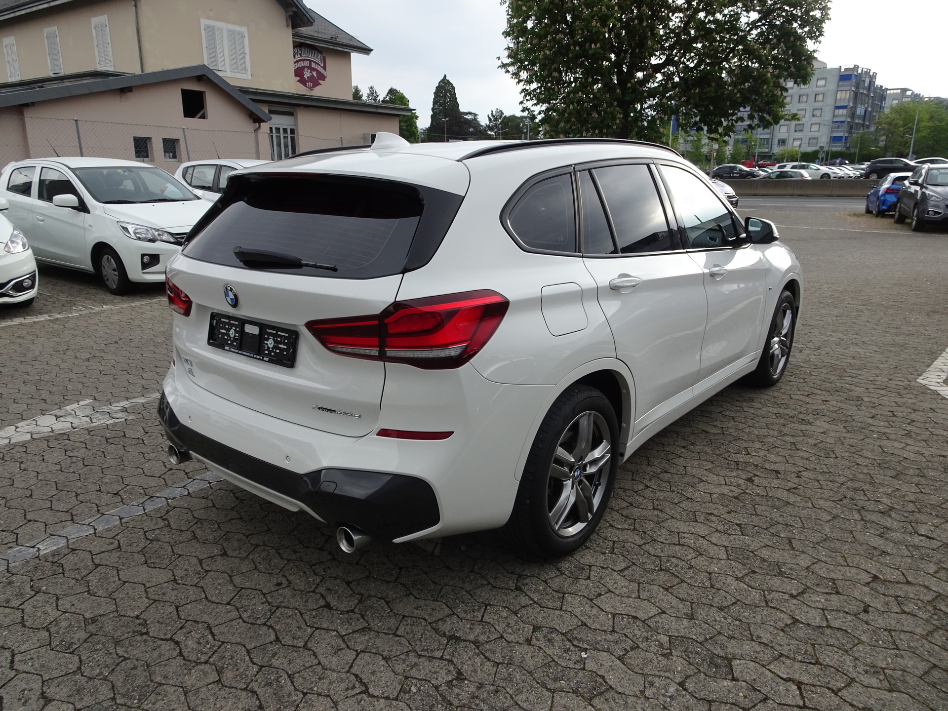 BMW X1 xDrive 25d M Sport Steptronic-image-5