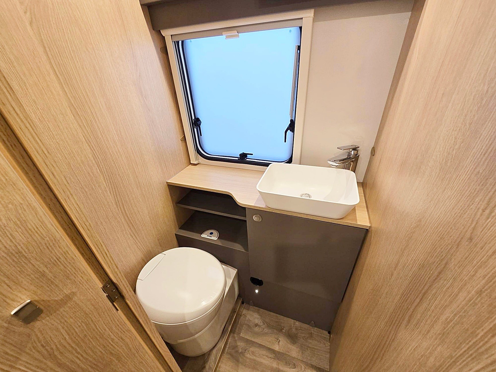 LMC TOURER LIFT H 730 G 2,2 HDI DIESEL CITROEN-image-14