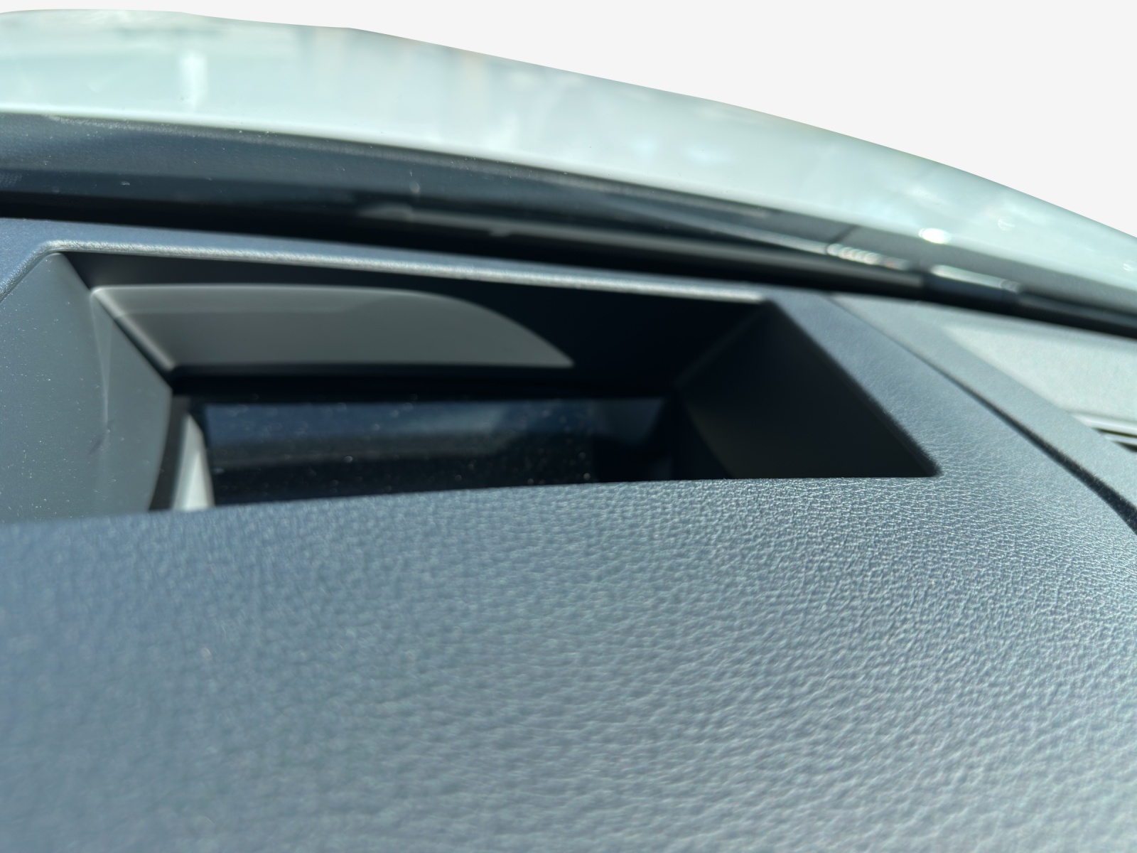 AUDI e-tron 55 quattro-image-15