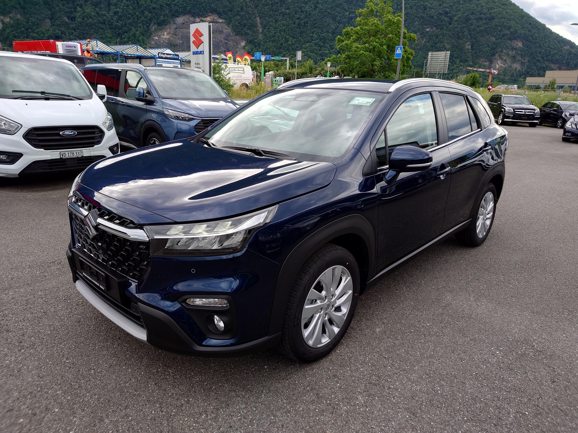 SUZUKI S-Cross 1.4 T Compact+ Hybrid 4x4-image-1