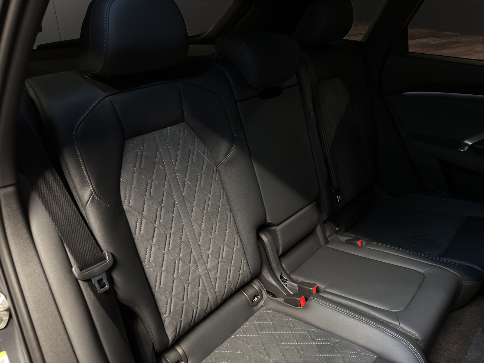 AUDI Q5 TDI quattro 150 kW S-tronic-image-14