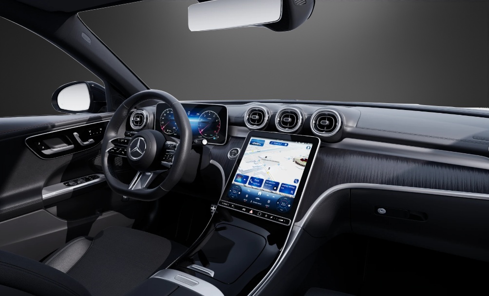MERCEDES-BENZ C 300 4 Matic-image-8