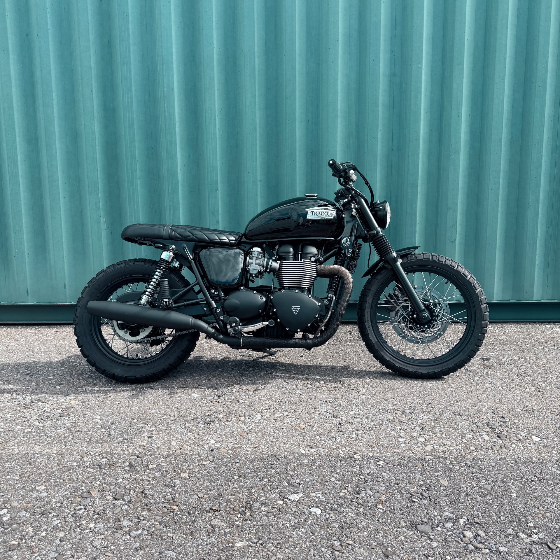TRIUMPH Bonneville 900 i T 100