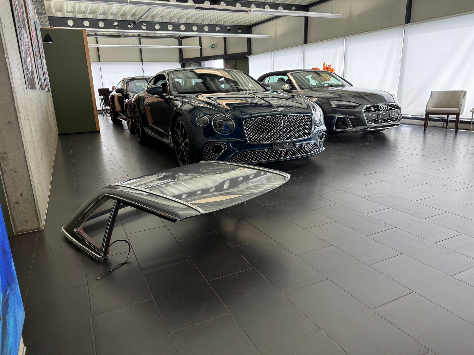 MERCEDES-BENZ SL 300-image-28
