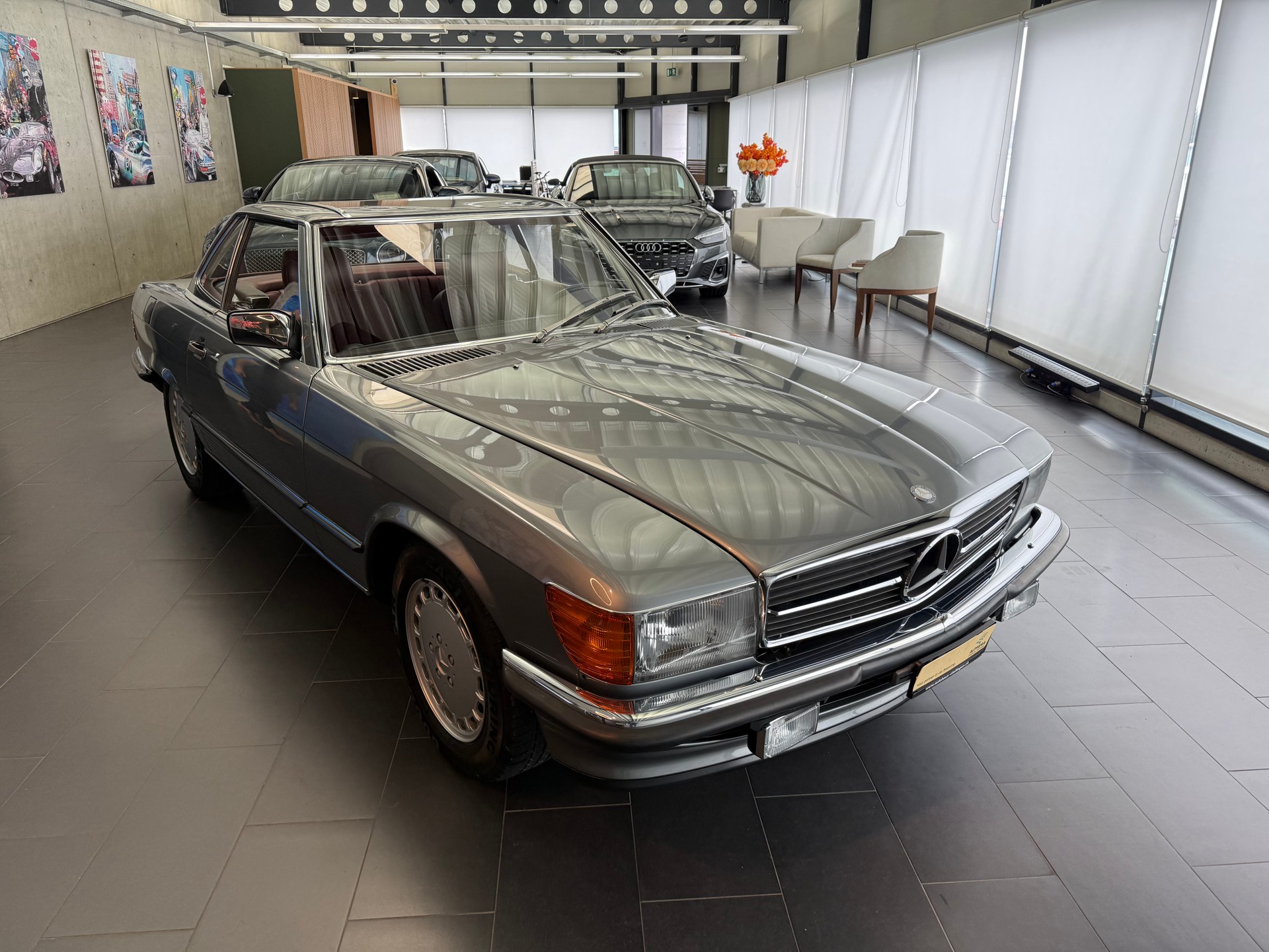 MERCEDES-BENZ SL 300-showroom-element-1