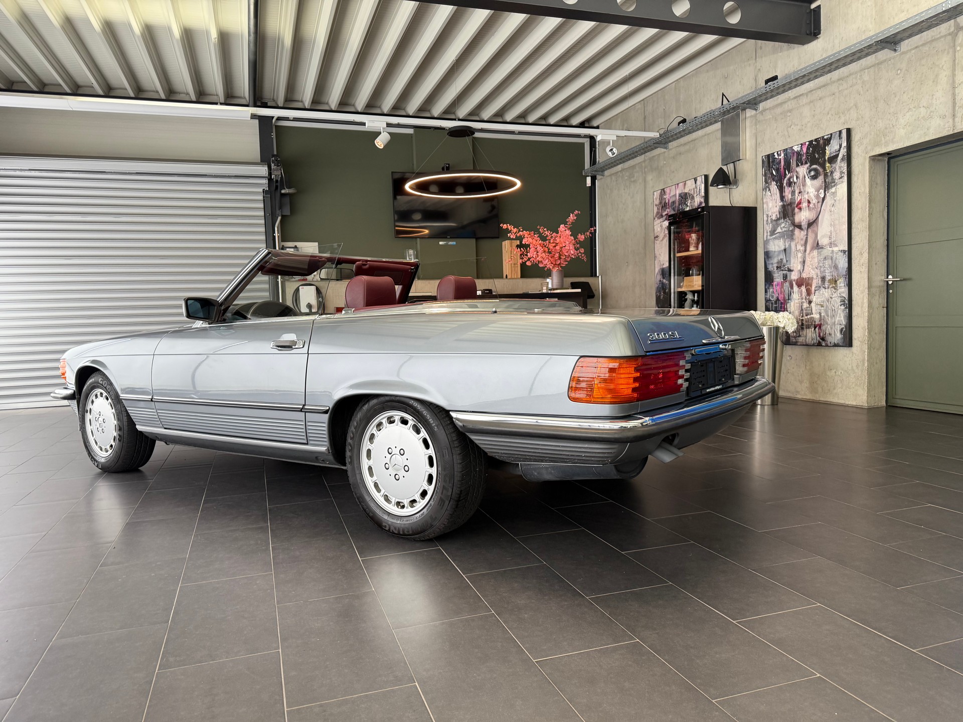 MERCEDES-BENZ SL 300-image-24
