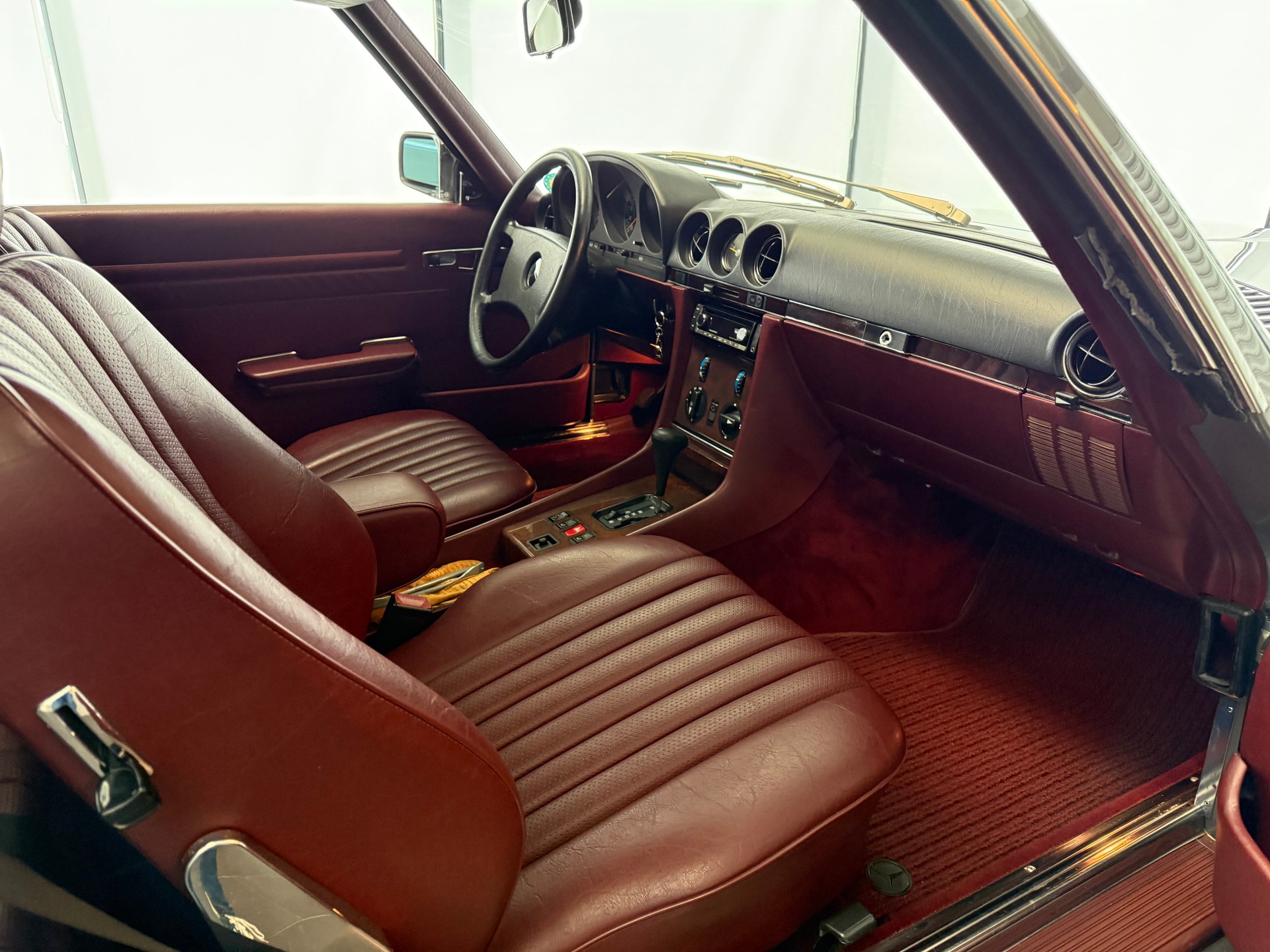 MERCEDES-BENZ SL 300-image-16