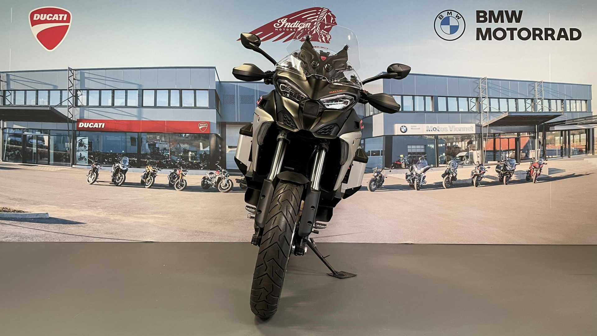 DUCATI Multistrada 1160 V4 Rally-showroom-element-1