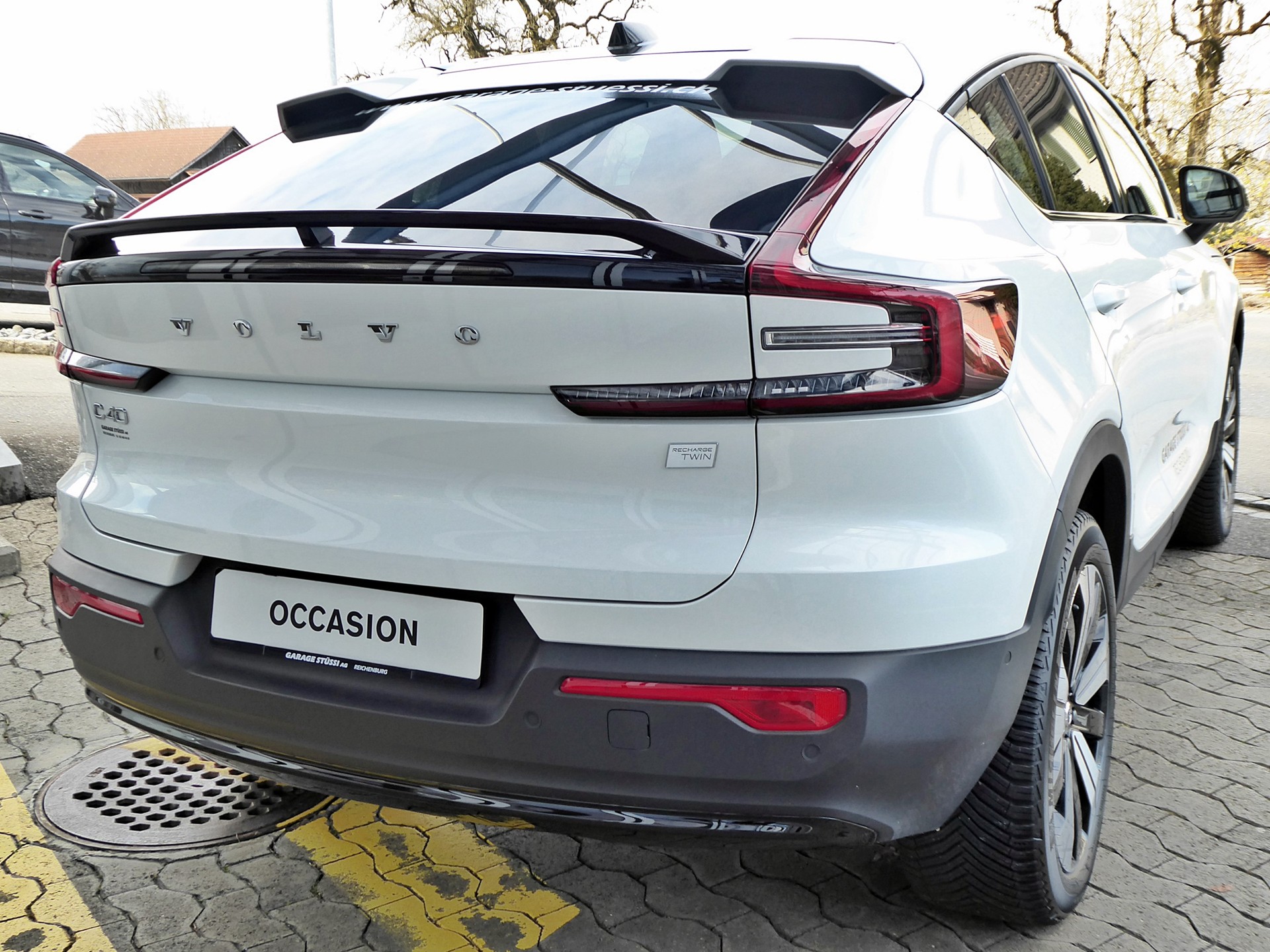 VOLVO C40 Recharge P8 Twin AWD Pure Electric Ultimate-image-3