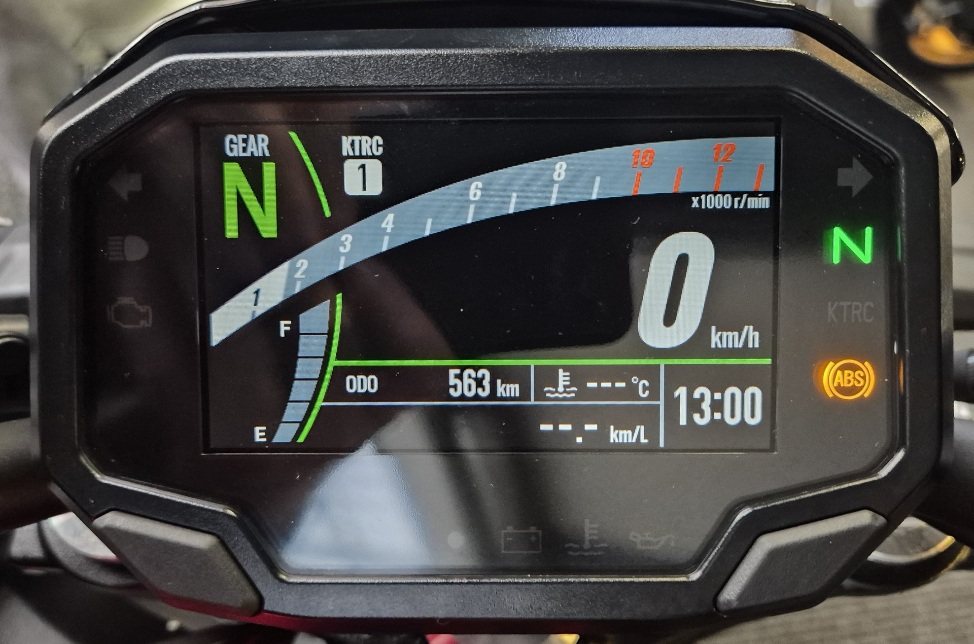 KAWASAKI Z 650-image-13