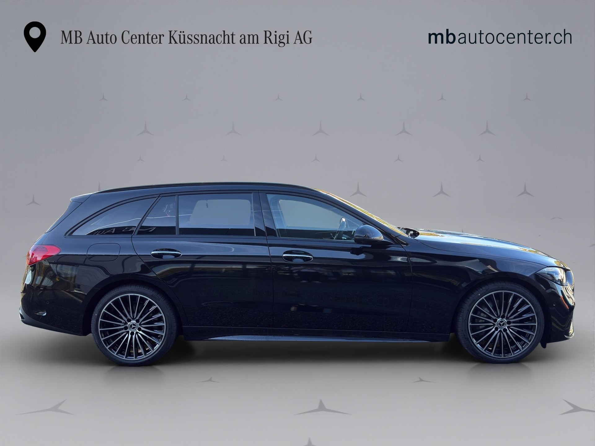 MERCEDES-BENZ C 220 d Swiss Star AMG Line 4matic Kombi-image-6