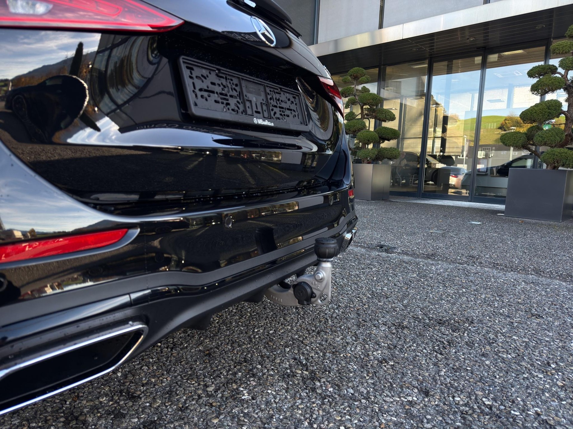 MERCEDES-BENZ C 220 d Swiss Star AMG Line 4matic Kombi-image-20