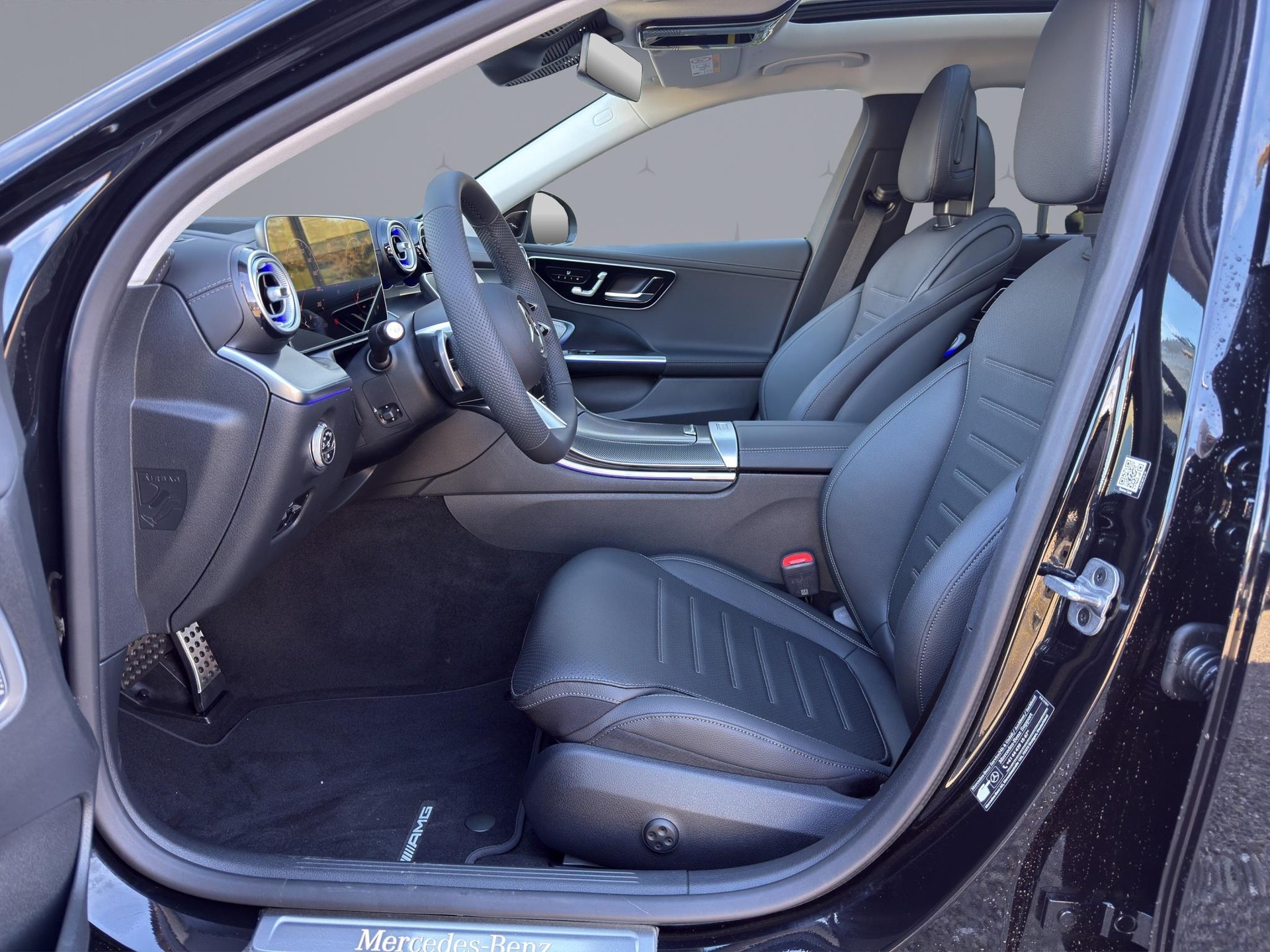 MERCEDES-BENZ C 220 d Swiss Star AMG Line 4matic Kombi-image-8